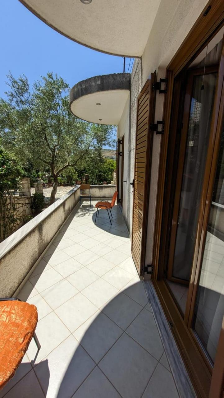 Hasani Apartments