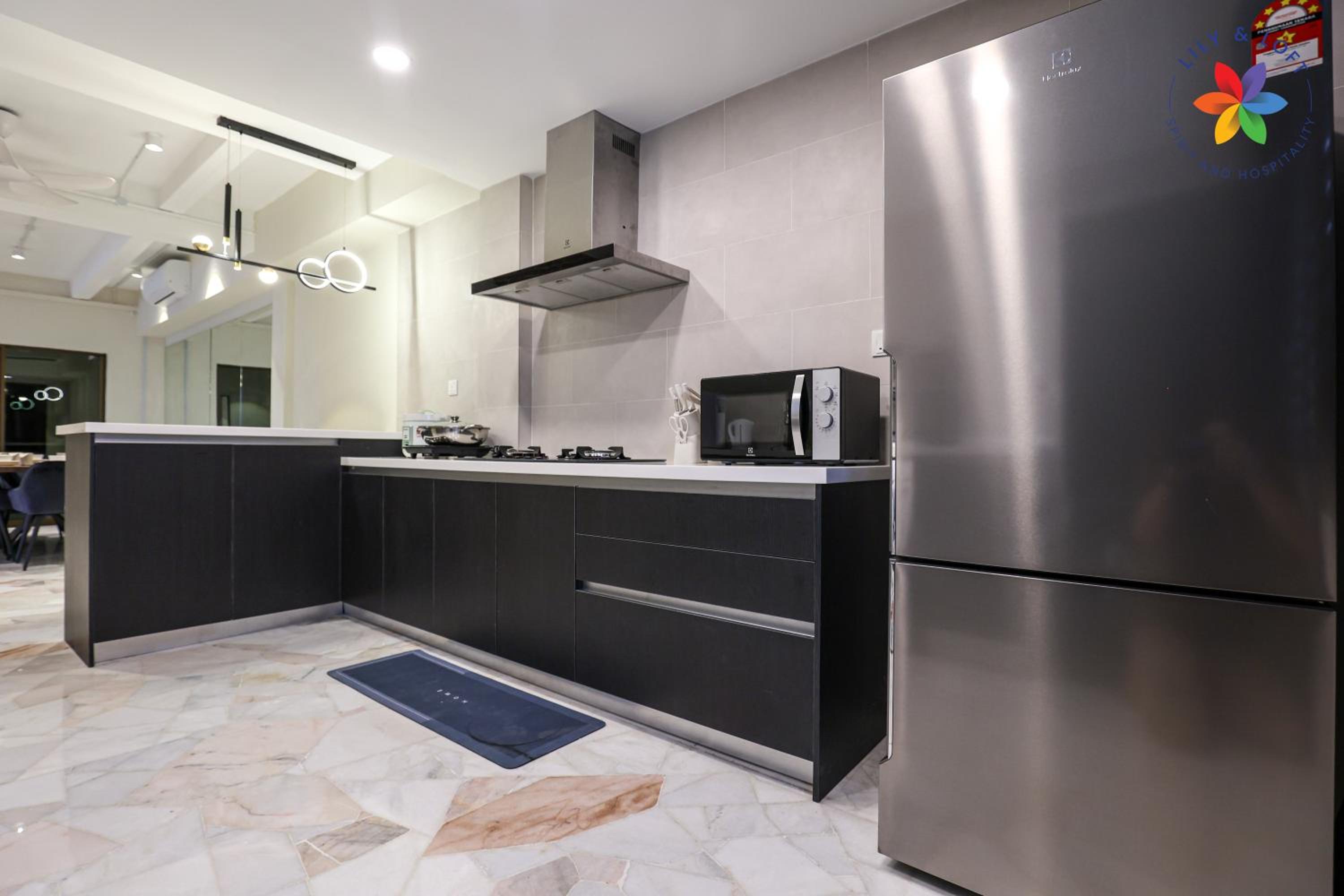 KL Townhouse Villa by LilyandLoft