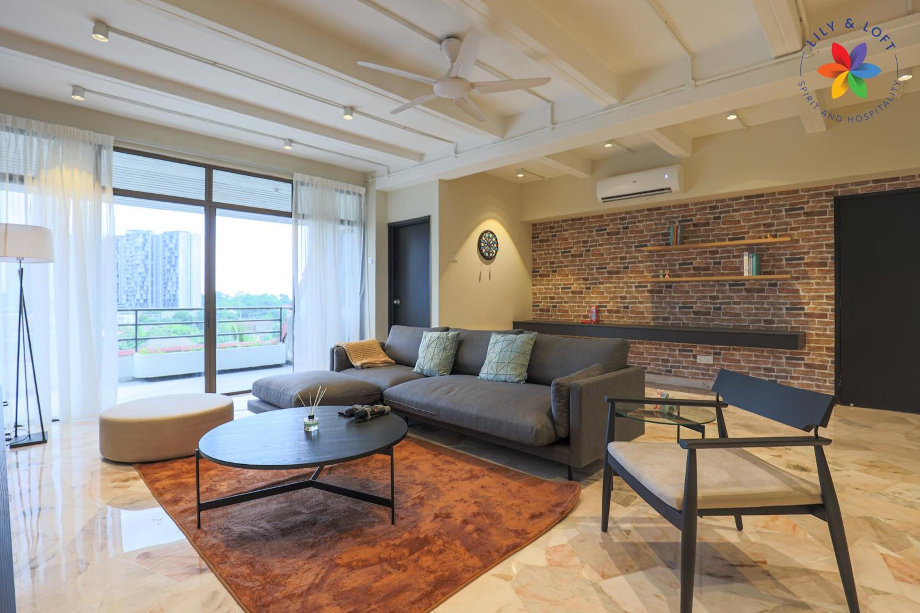 KL Townhouse Villa by LilyandLoft