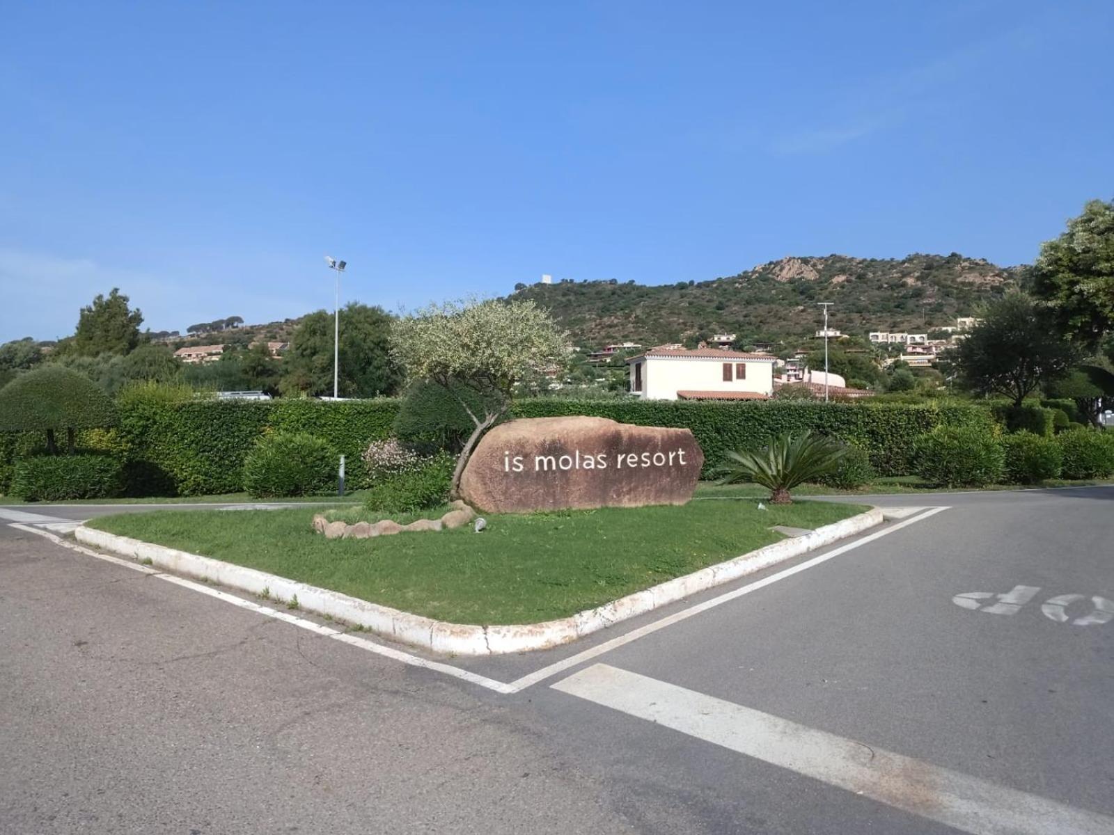 Hotel La pecorella in vacanza IUN R3384 - Image 1