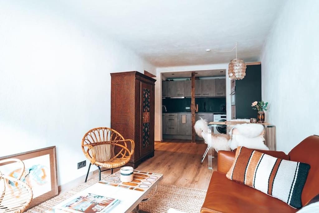Charming Apartment close to the Slopes, Skiing & Hiking