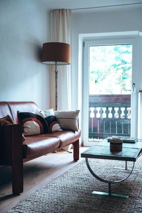 Charming Apartment close to the Slopes, Skiing & Hiking