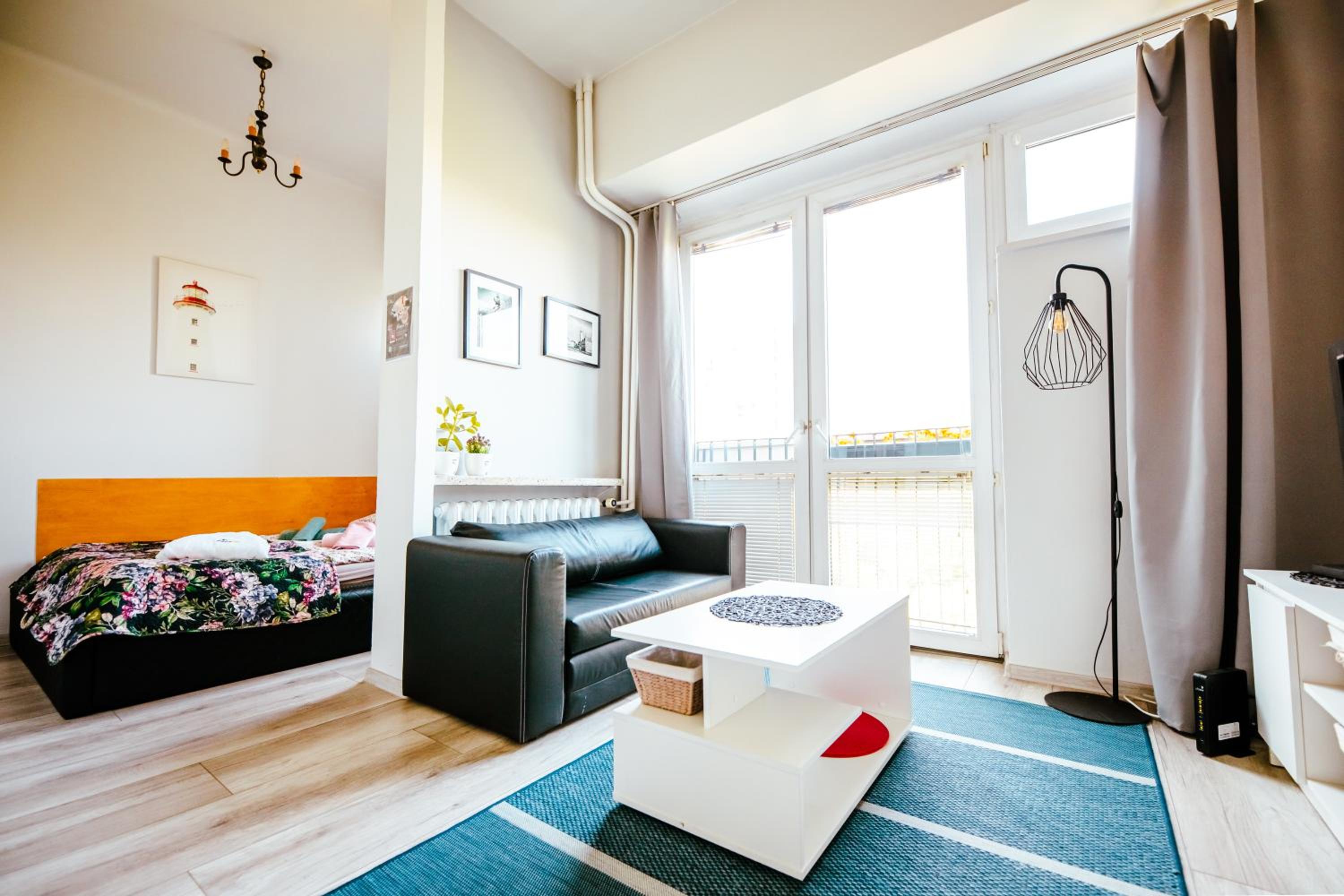 Exclusive Apt High Ceilings View by PolandBnB