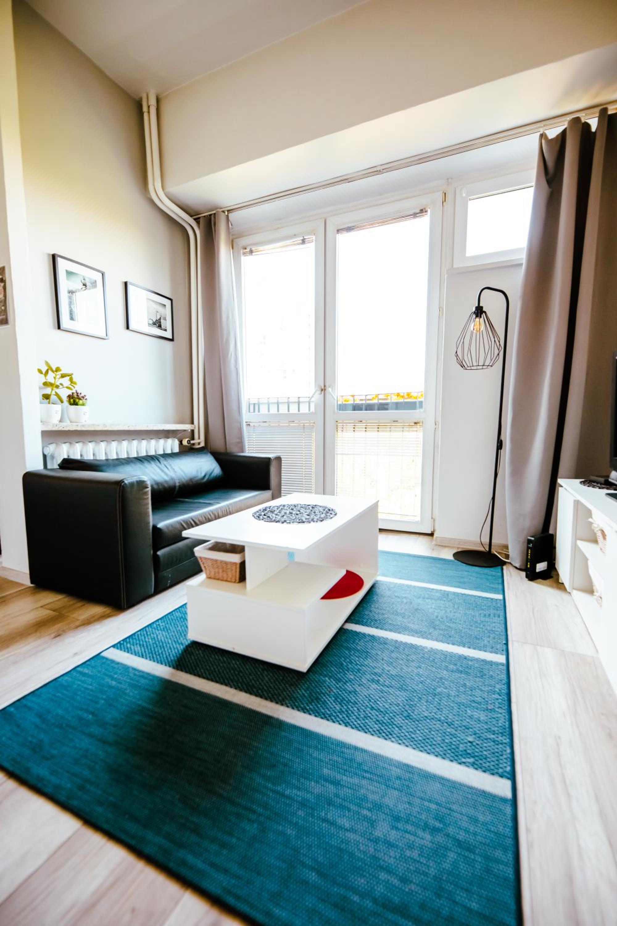 Exclusive Apt High Ceilings View by PolandBnB