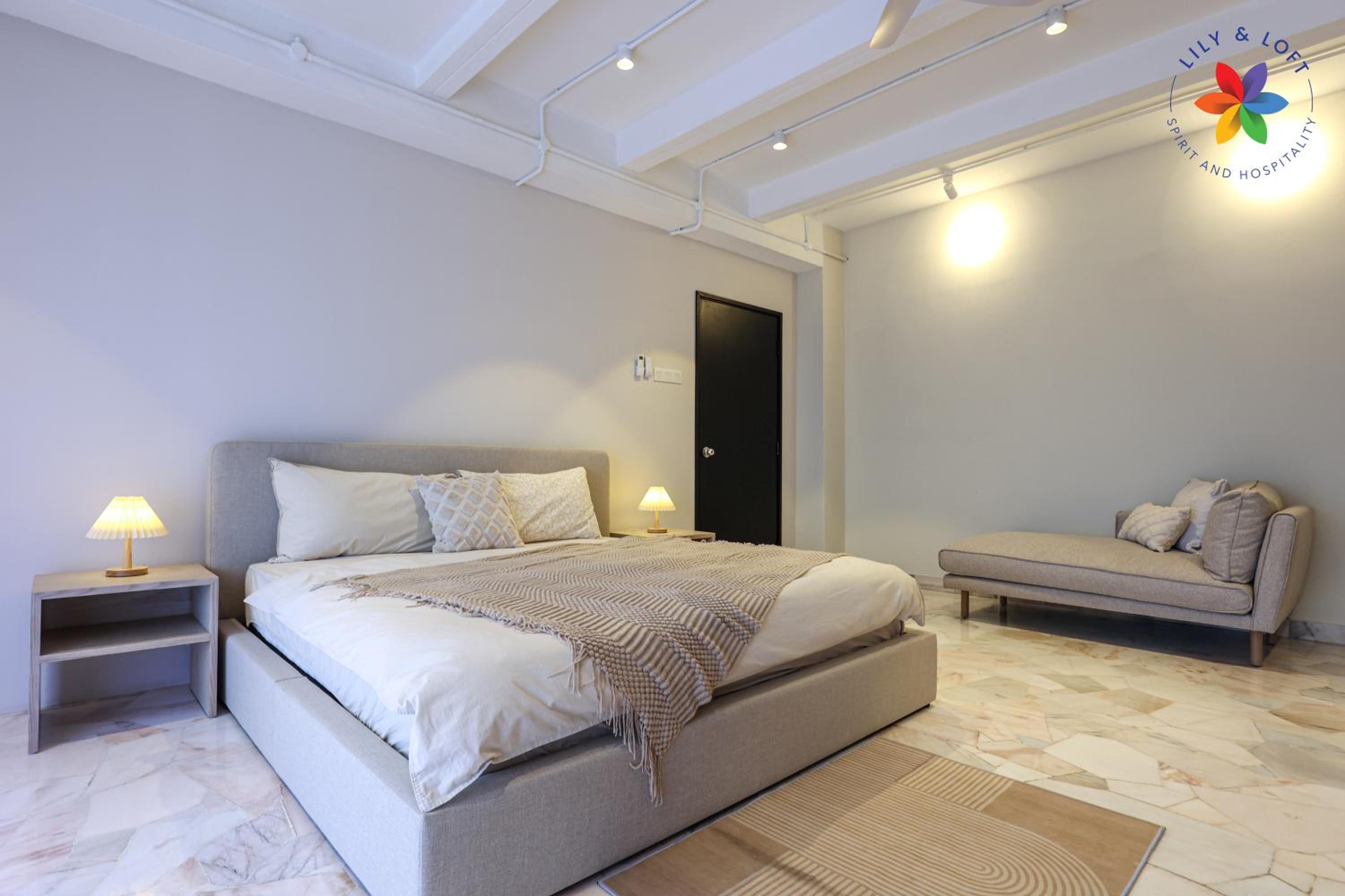 KL Townhouse Villa by LilyandLoft