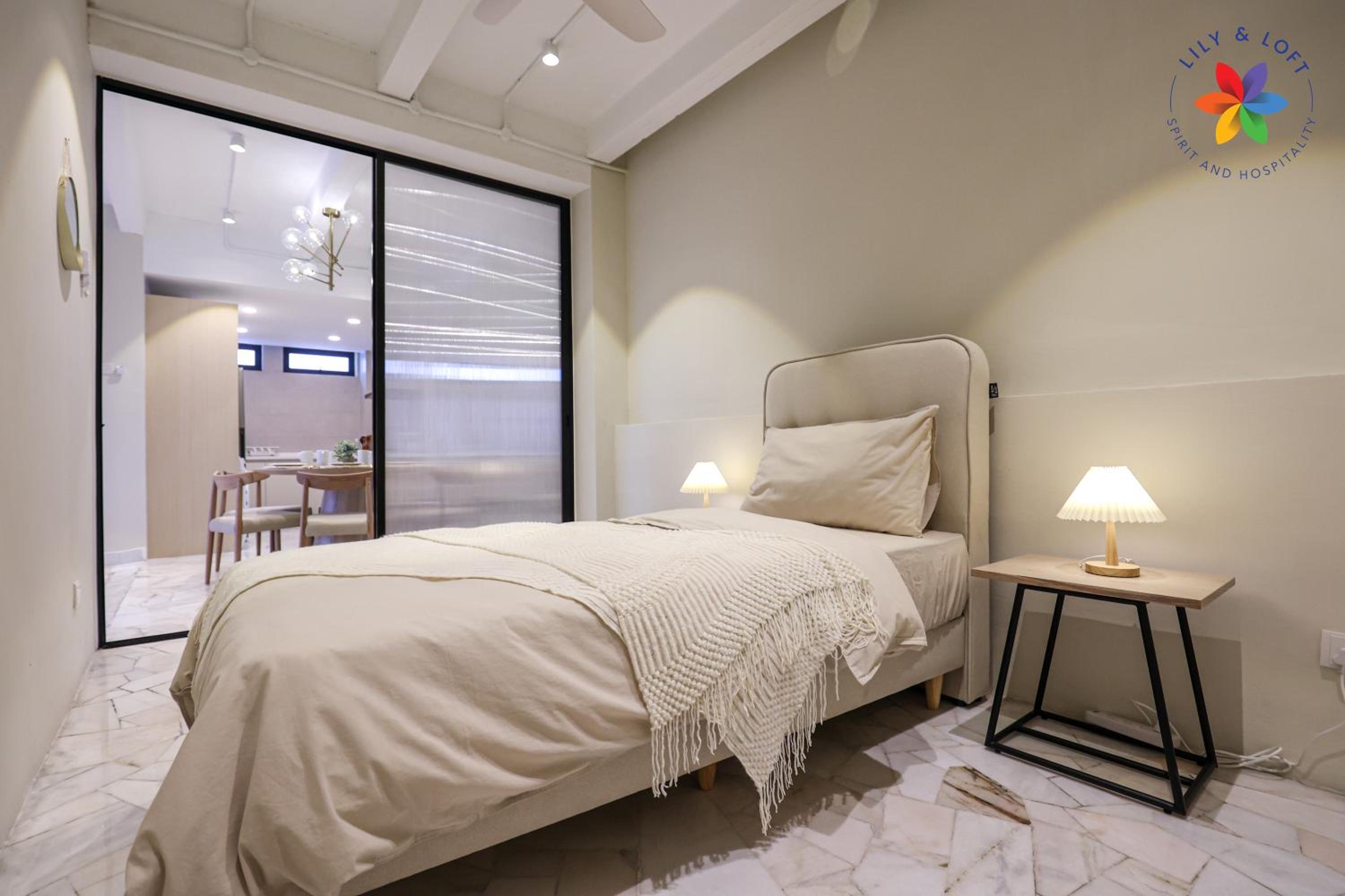 KL Townhouse Villa by LilyandLoft