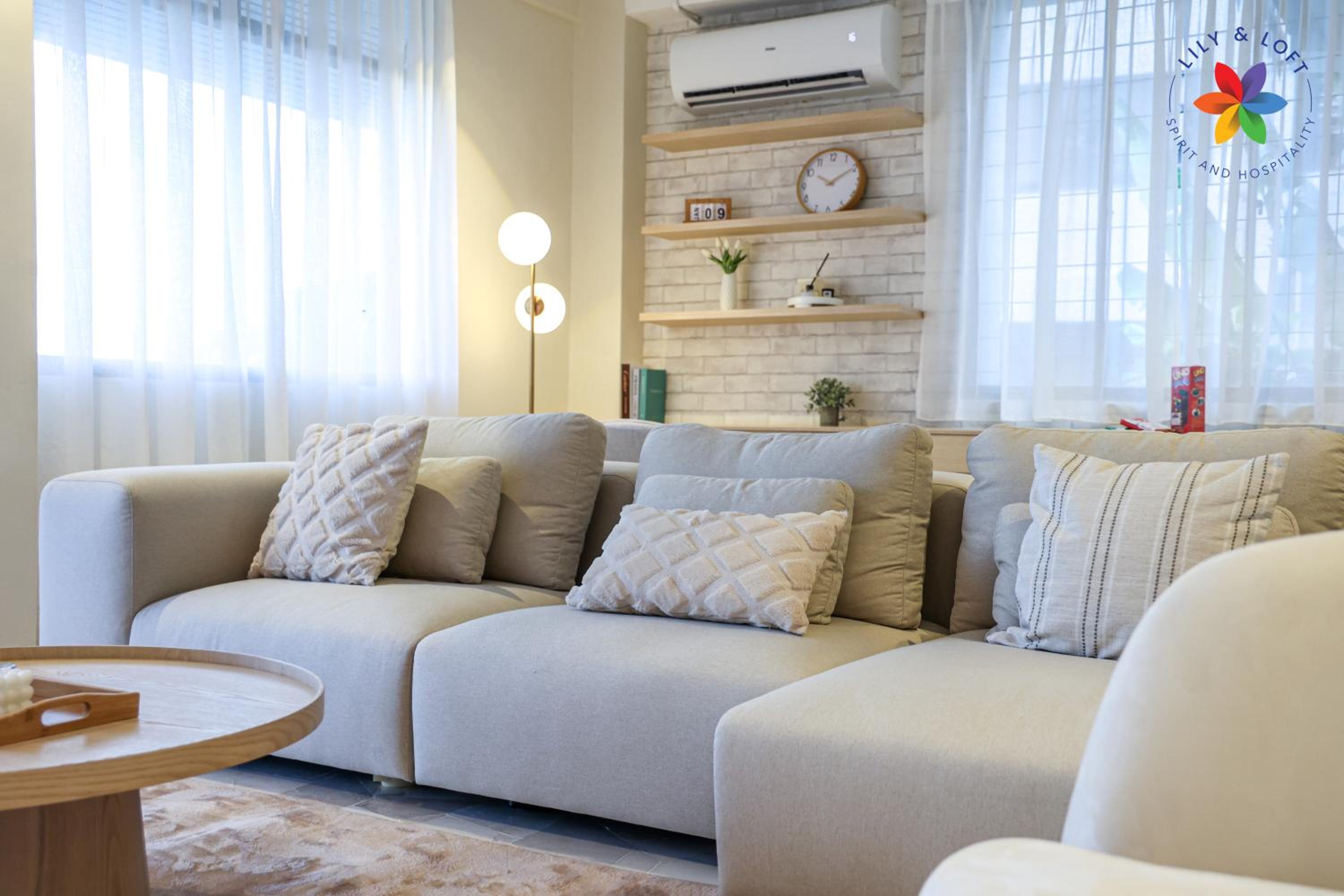 KL Townhouse Villa by LilyandLoft