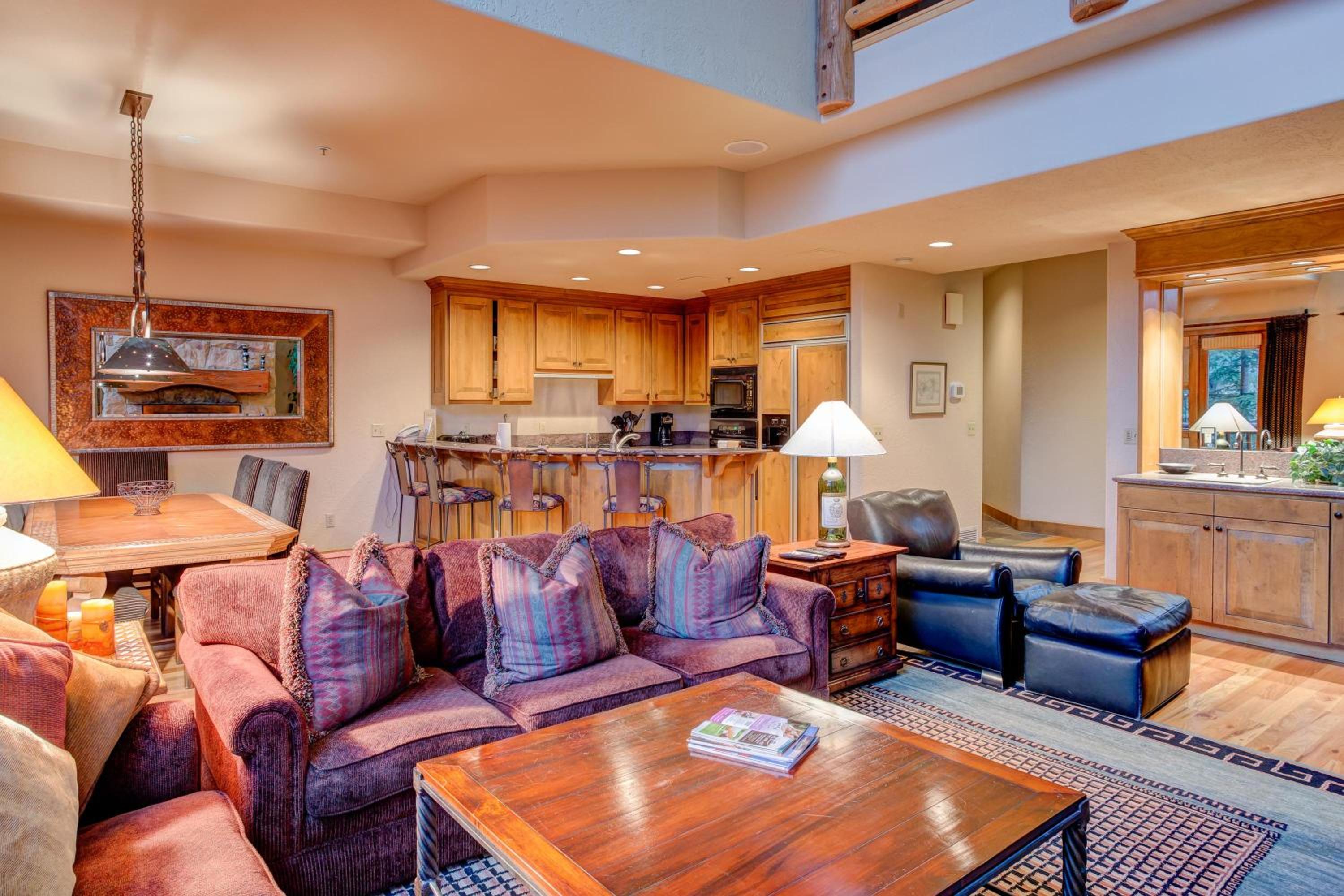 Sterling Lodge 114 Direct Ski in Ski out at Deer Valley view 3
