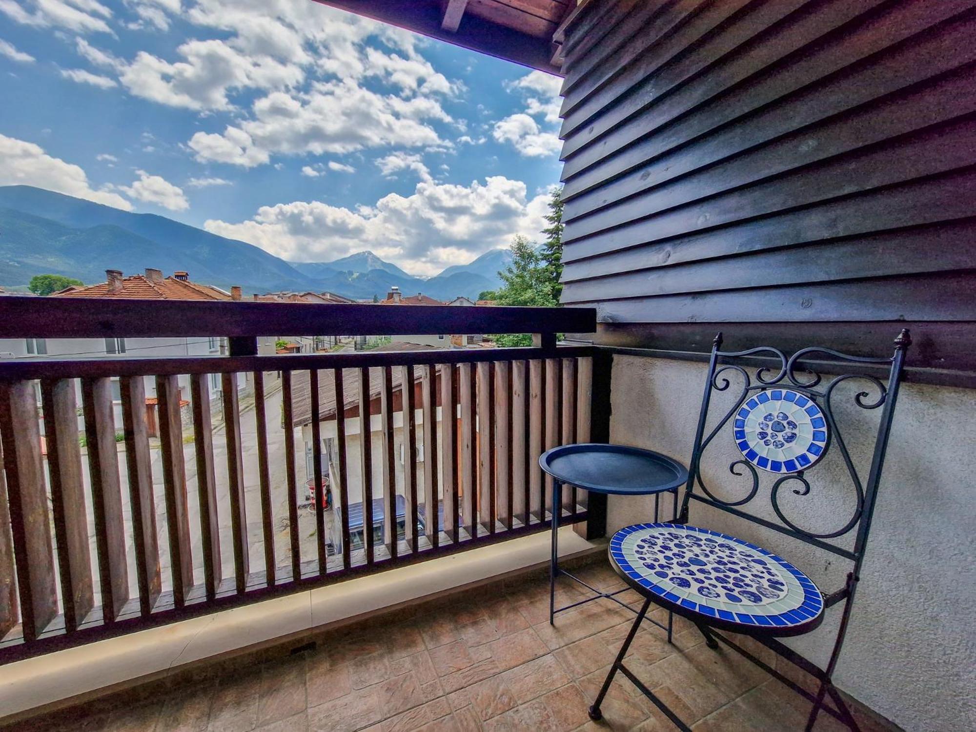 Pastels - 2BD in Trinity Bansko with underground parking by Flat Mаnager