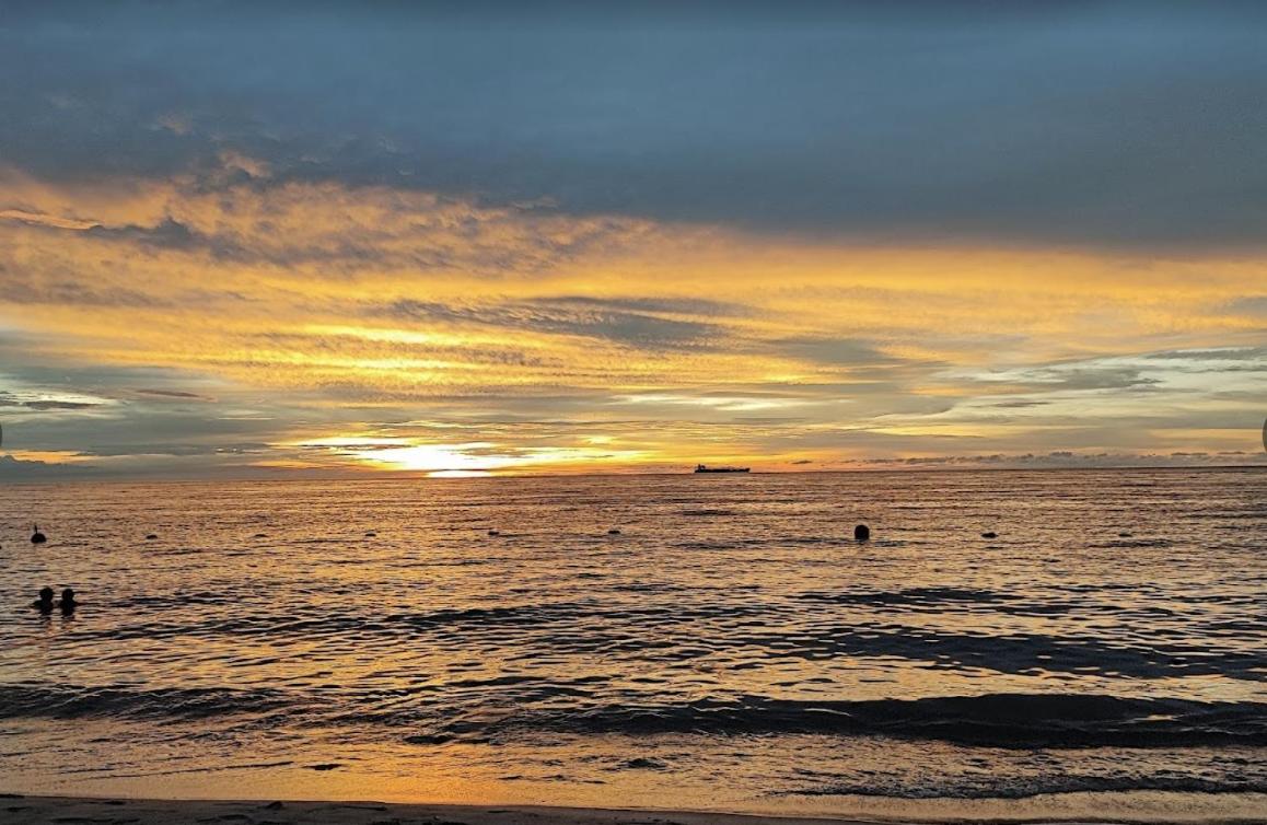 Apartamento VISTA AL MAR PLAYA DORMIDA 2 - por MESES POZOS COLORADOS