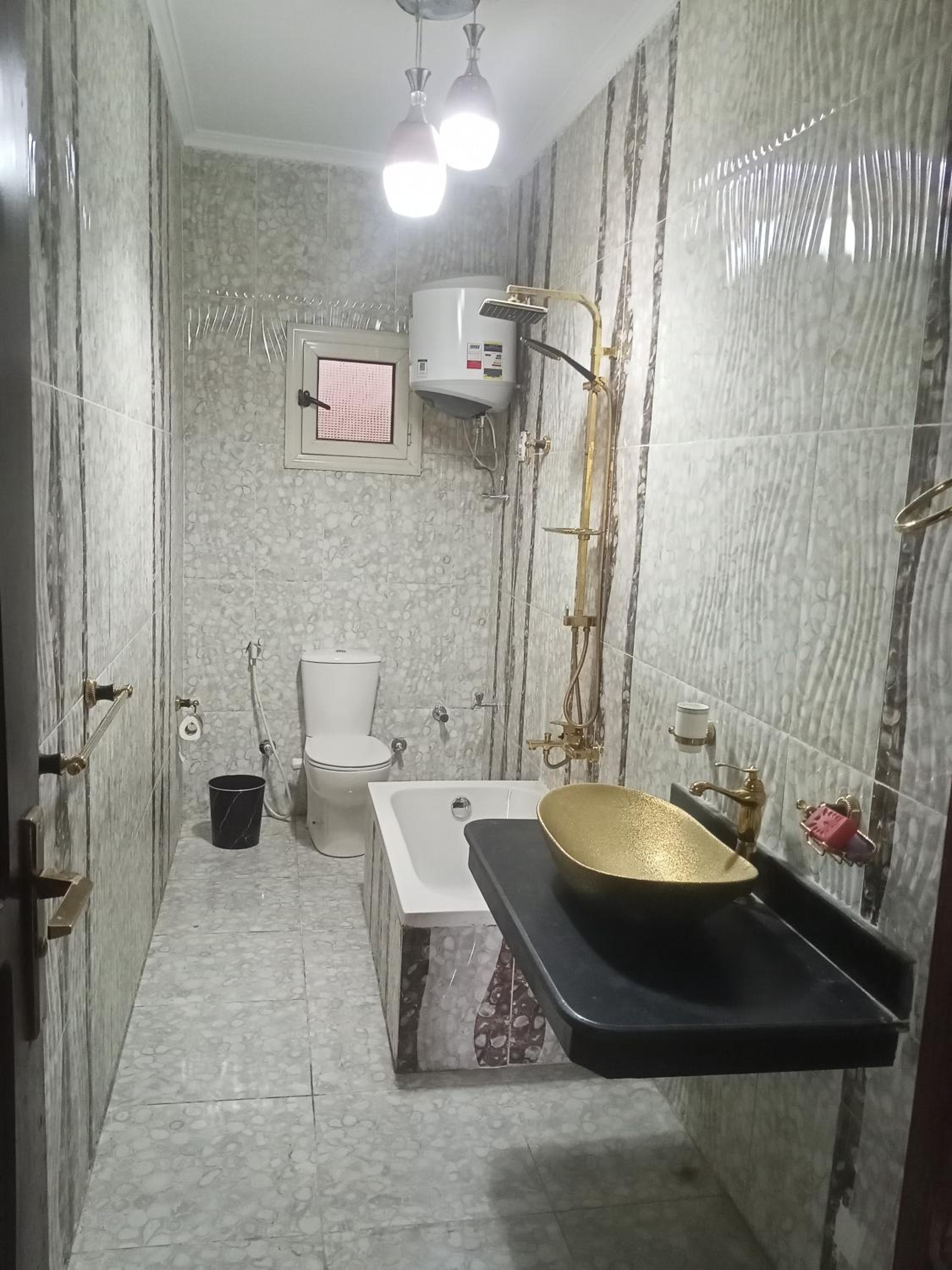 19 Abu Al-Hol Tourist Street, Al-Haram, Nazlet Al-Samman