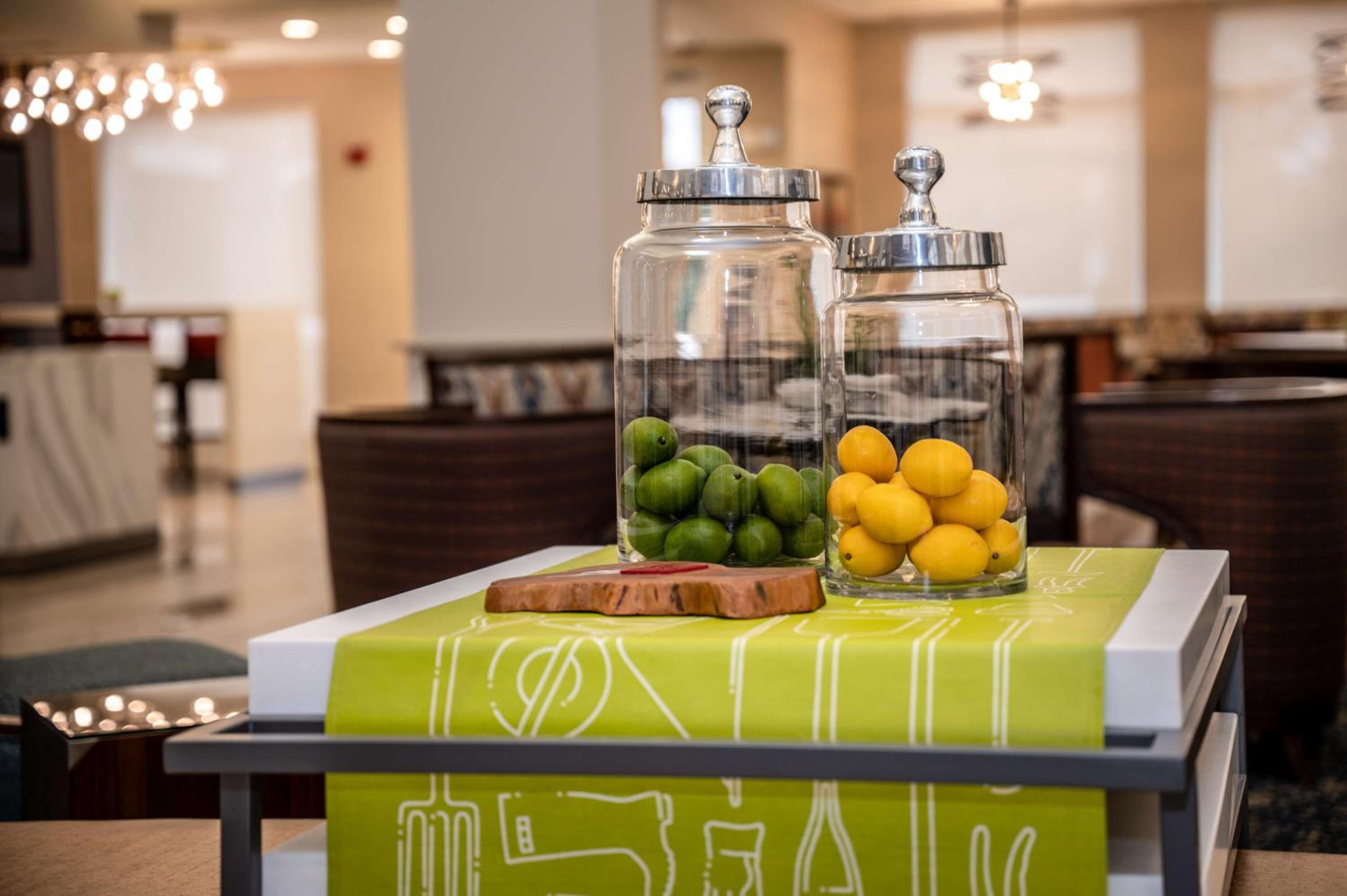 Fayetteville Vacations - Hilton Garden Inn Fayetteville/Fort Bragg - Property Image 44