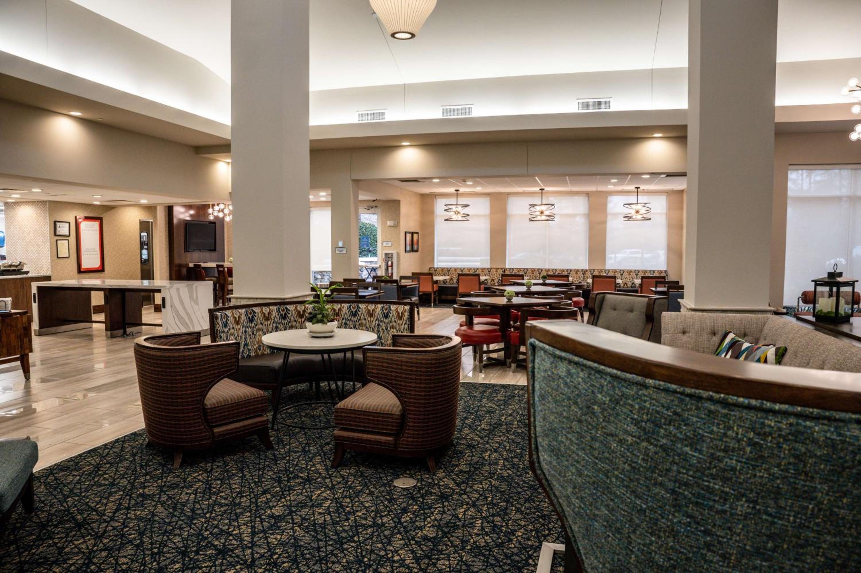 Fayetteville Vacations - Hilton Garden Inn Fayetteville/Fort Bragg - Property Image 4