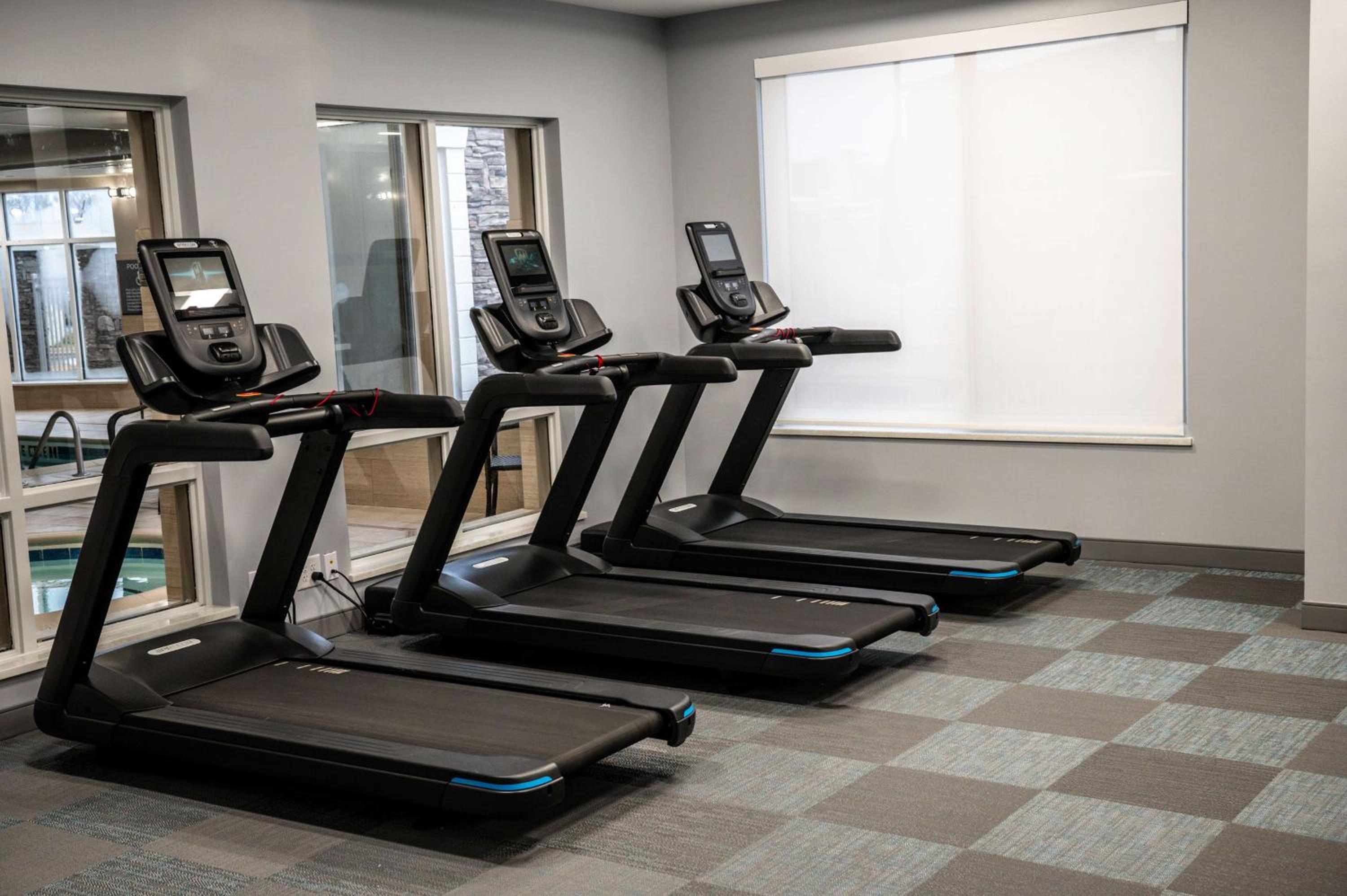 Fayetteville Vacations - Hilton Garden Inn Fayetteville/Fort Bragg - Property Image 61