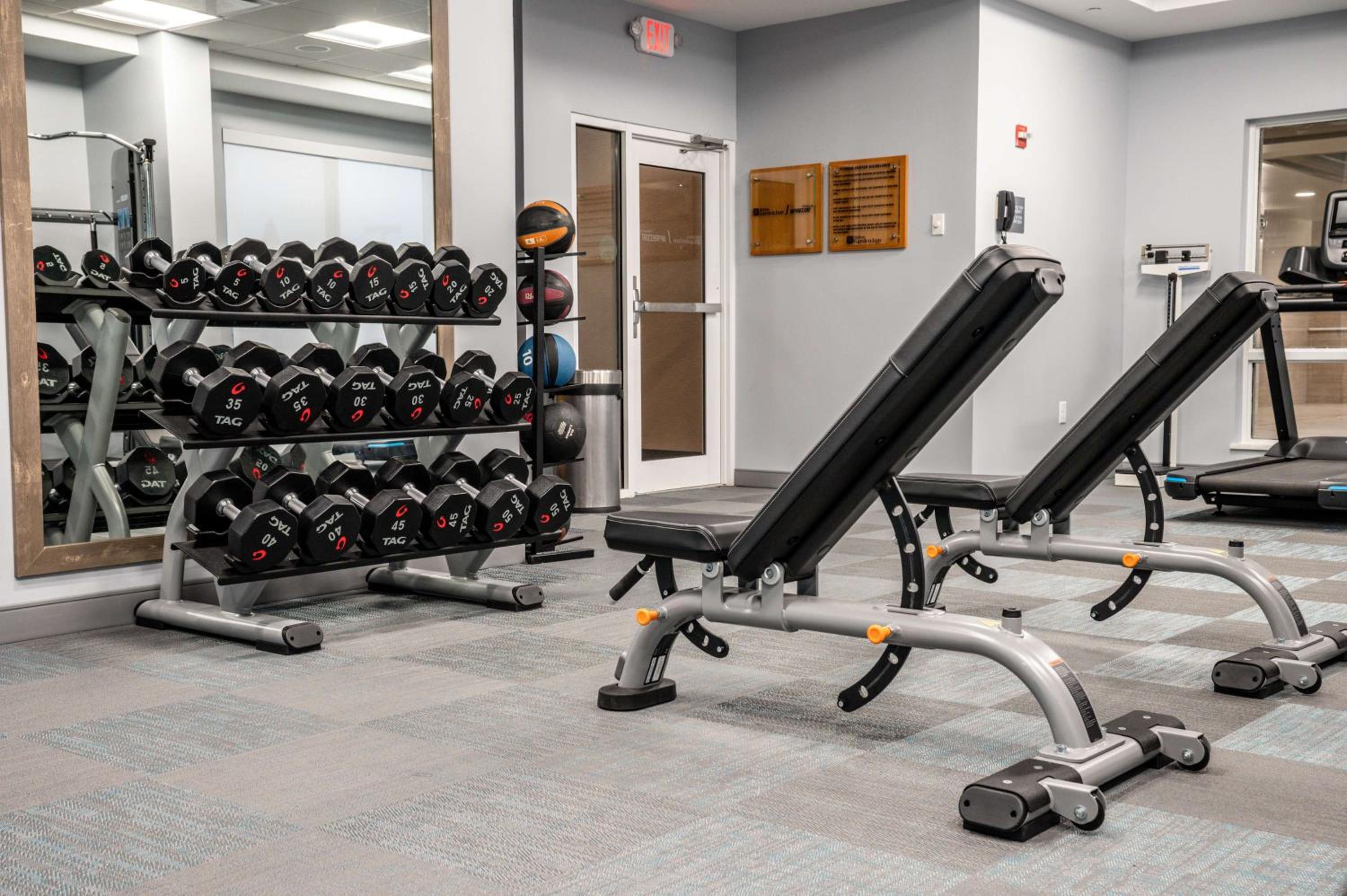 Fayetteville Vacations - Hilton Garden Inn Fayetteville/Fort Bragg - Property Image 60