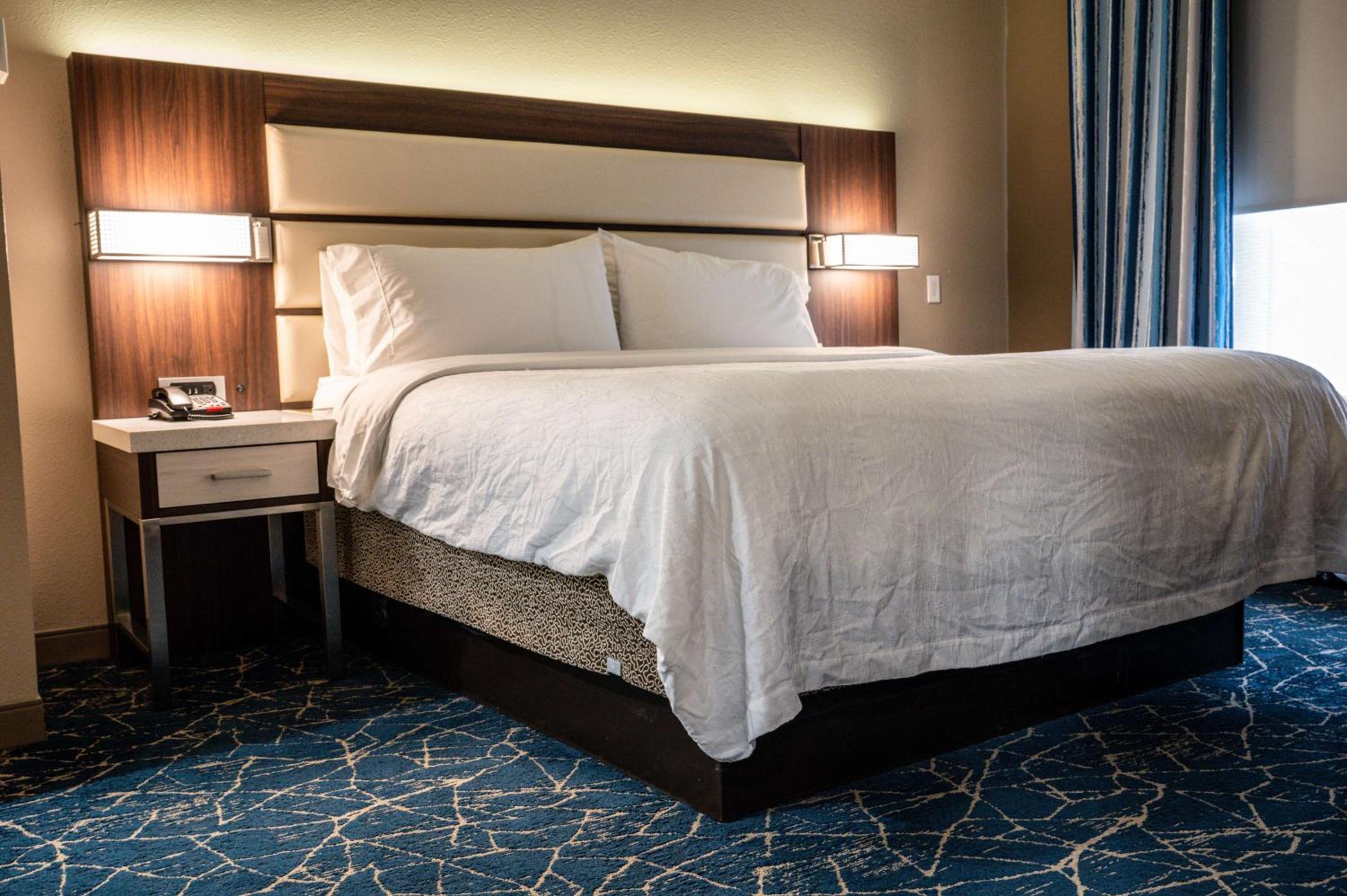 Fayetteville Vacations - Hilton Garden Inn Fayetteville/Fort Bragg - Property Image 23