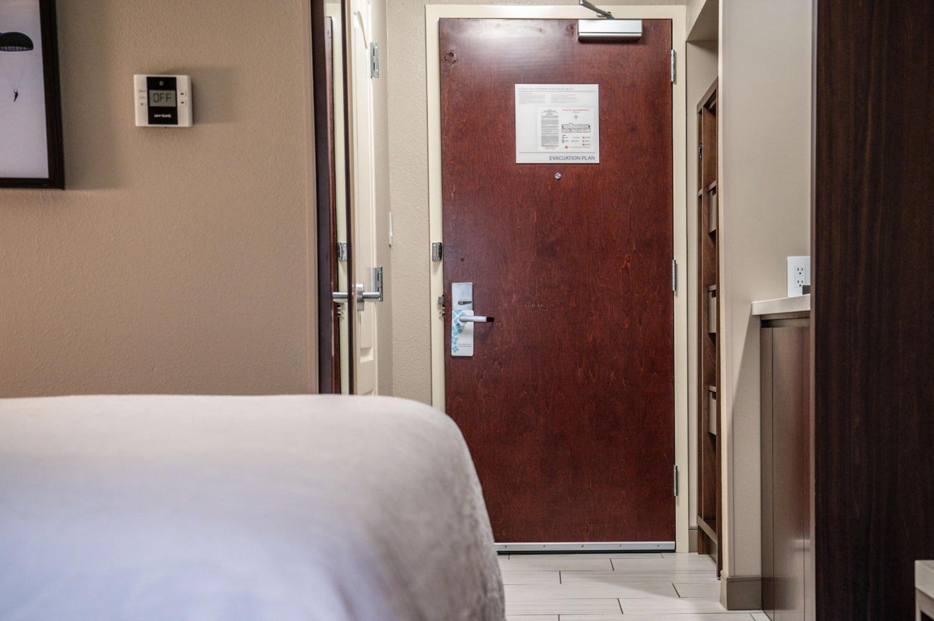 Fayetteville Vacations - Hilton Garden Inn Fayetteville/Fort Bragg - Property Image 28