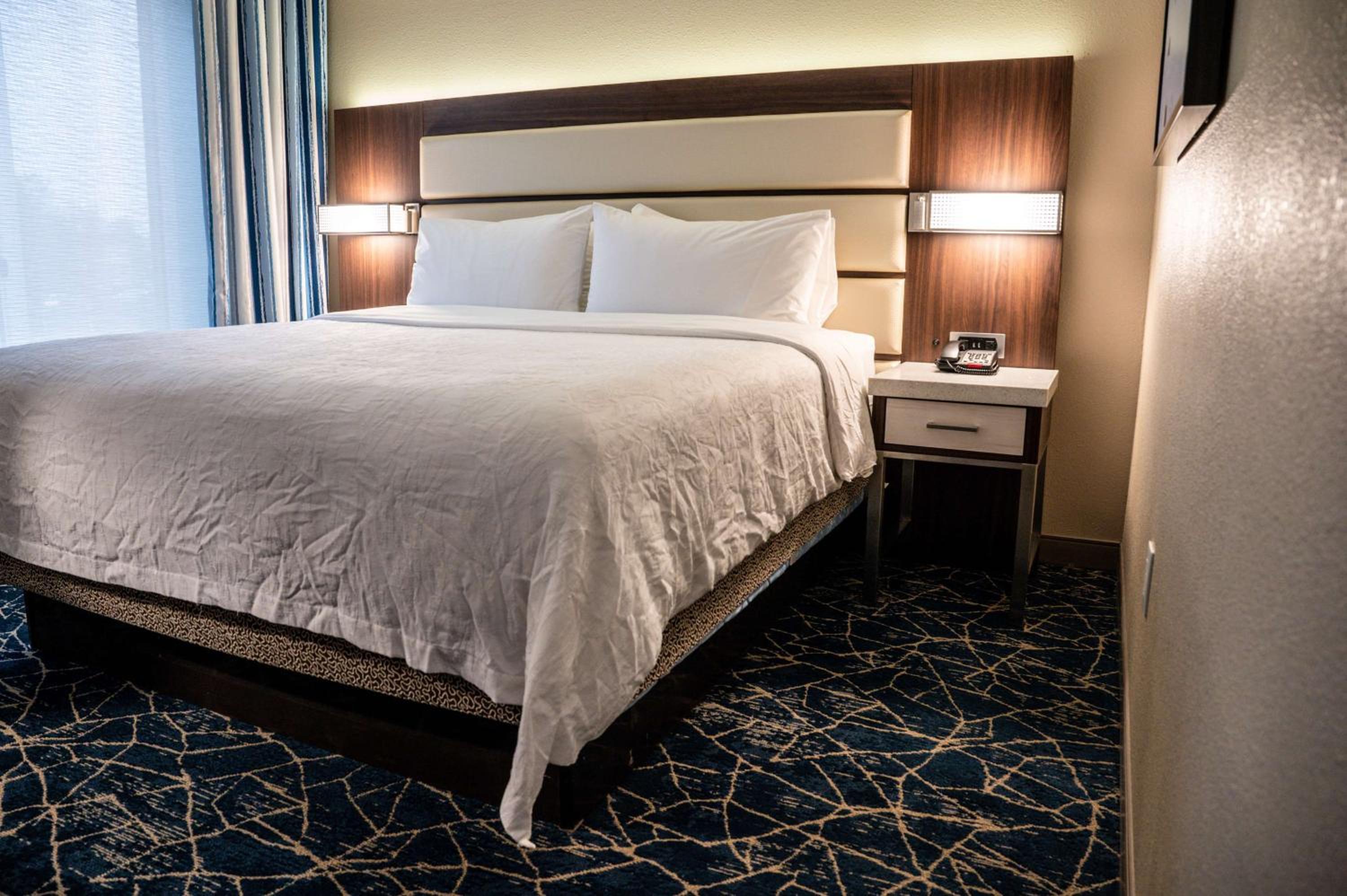 Fayetteville Vacations - Hilton Garden Inn Fayetteville/Fort Bragg - Property Image 96
