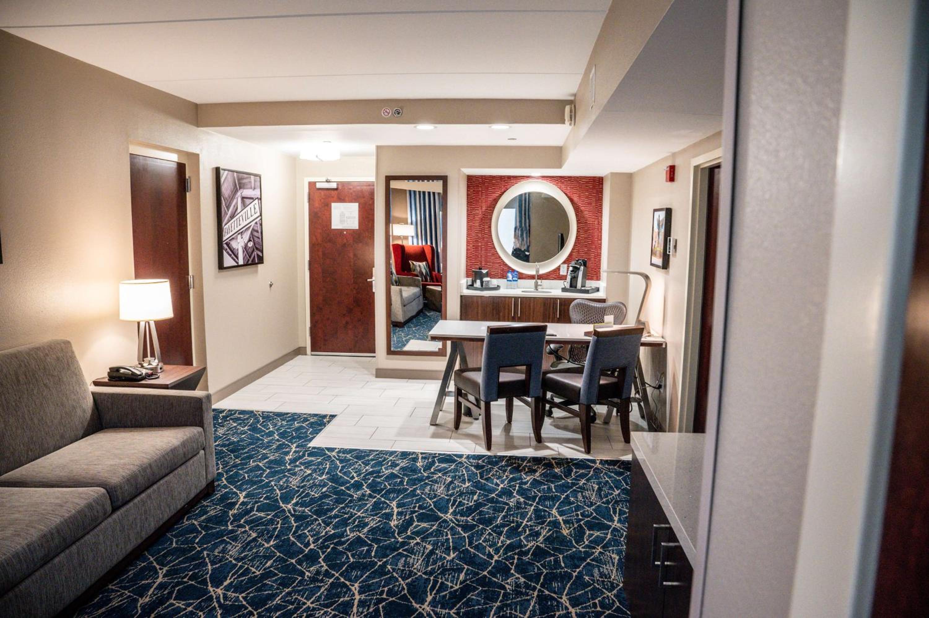 Fayetteville Vacations - Hilton Garden Inn Fayetteville/Fort Bragg - Property Image 37