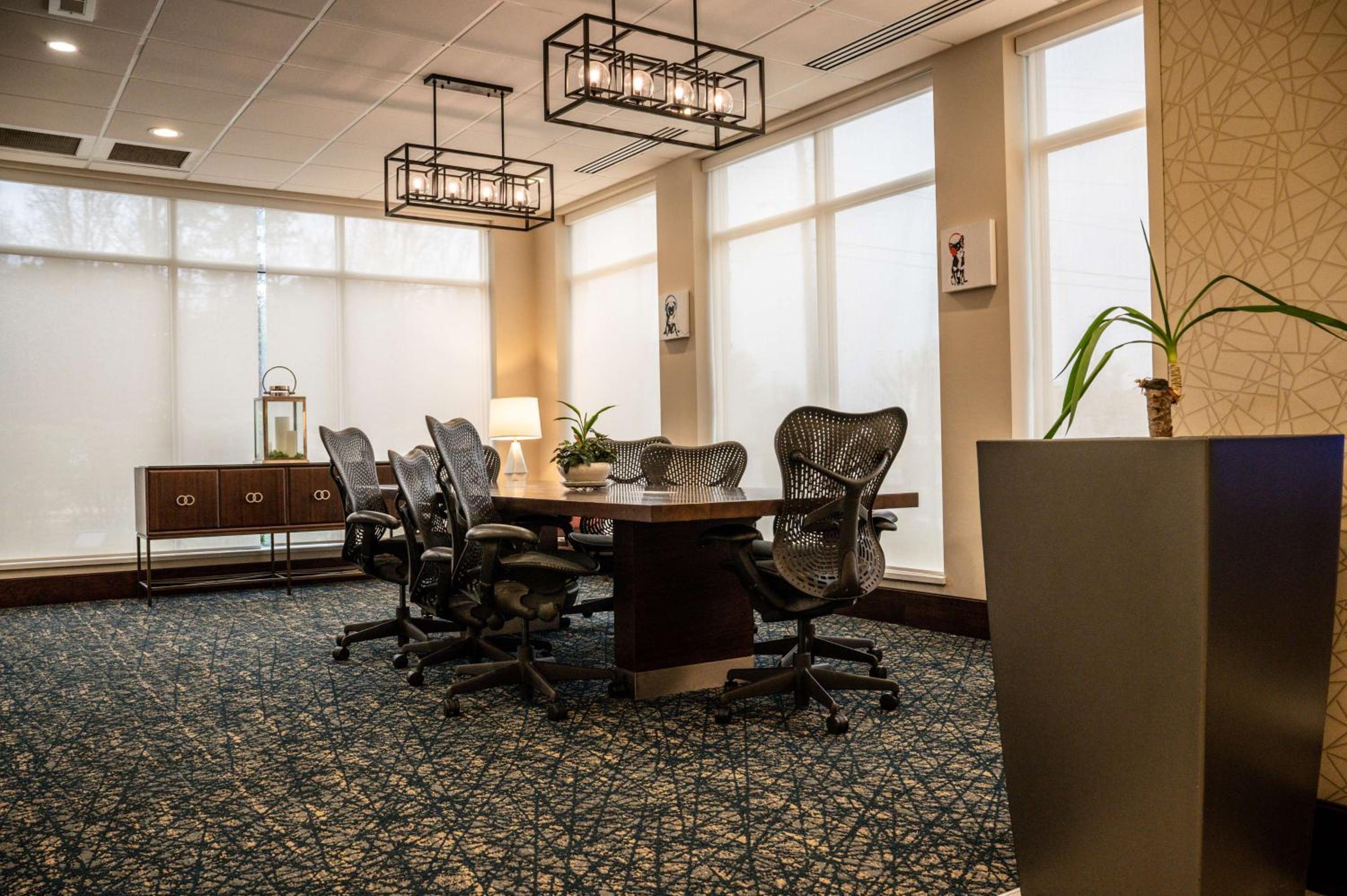 Fayetteville Vacations - Hilton Garden Inn Fayetteville/Fort Bragg - Property Image 41