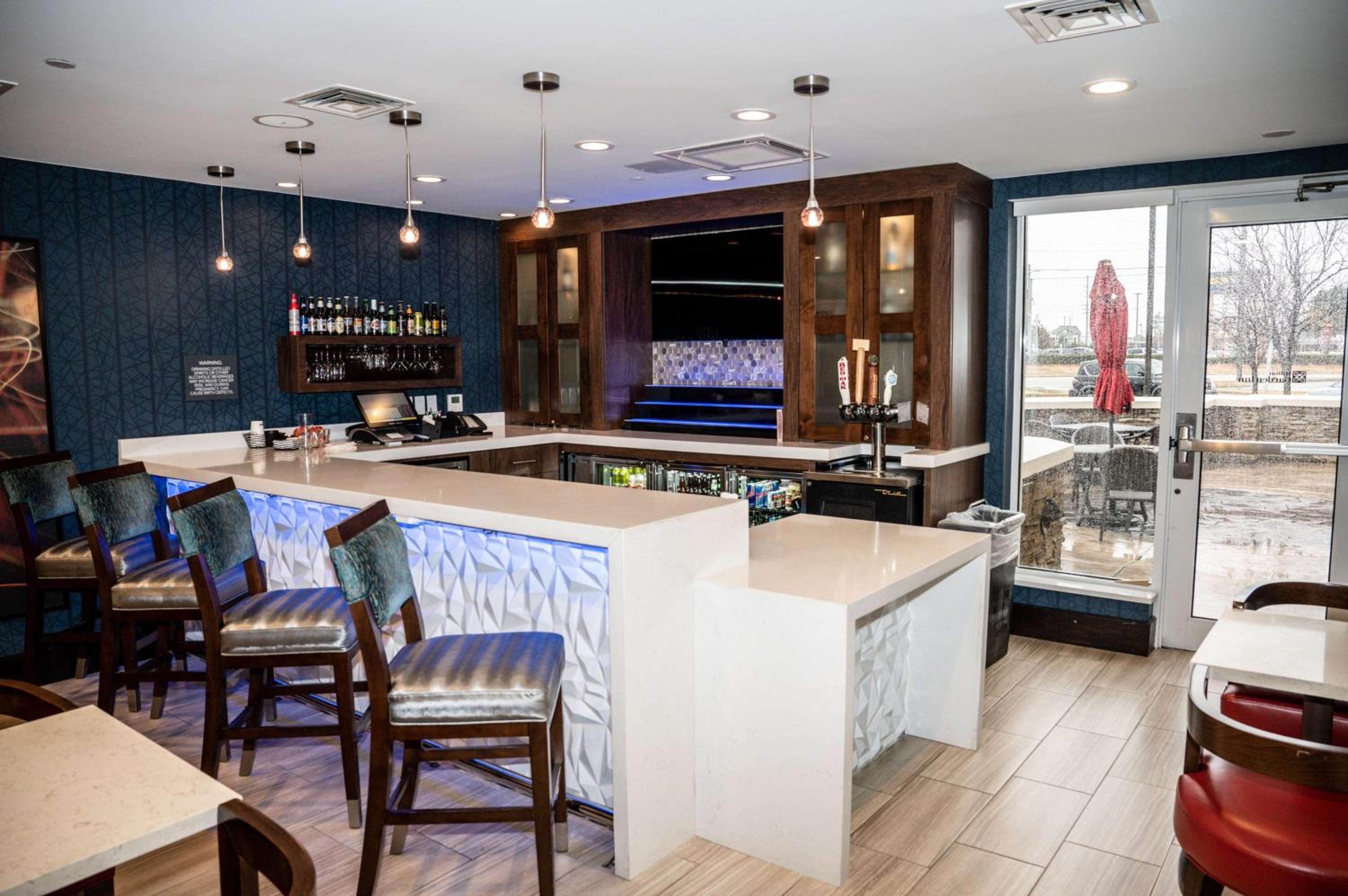 Fayetteville Vacations - Hilton Garden Inn Fayetteville/Fort Bragg - Property Image 45
