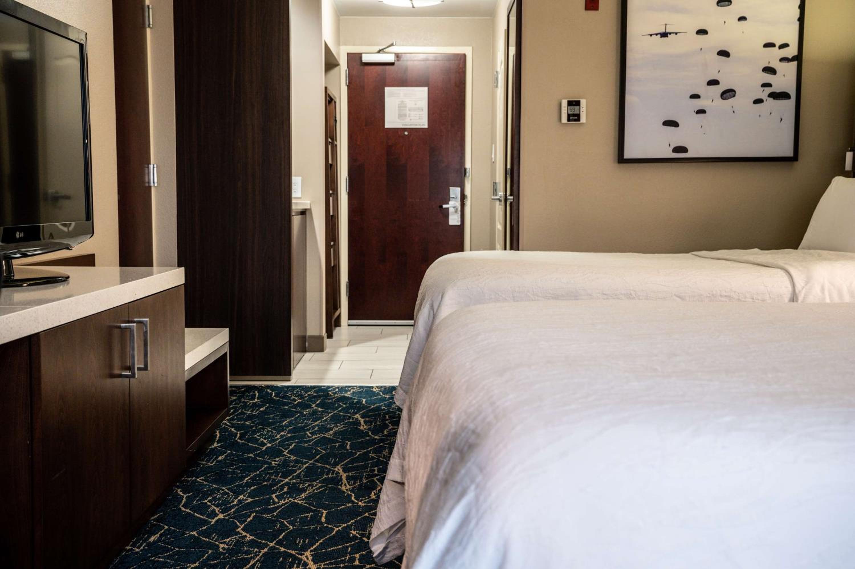 Fayetteville Vacations - Hilton Garden Inn Fayetteville/Fort Bragg - Property Image 107