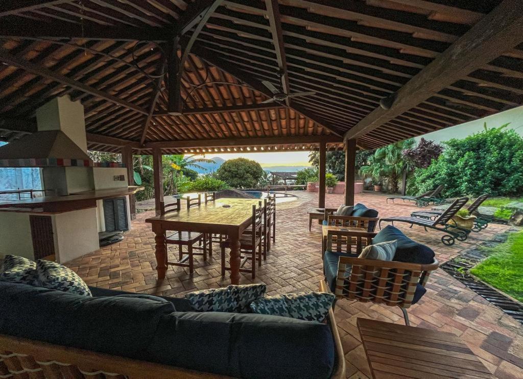 Casa Morro Santa Teresa