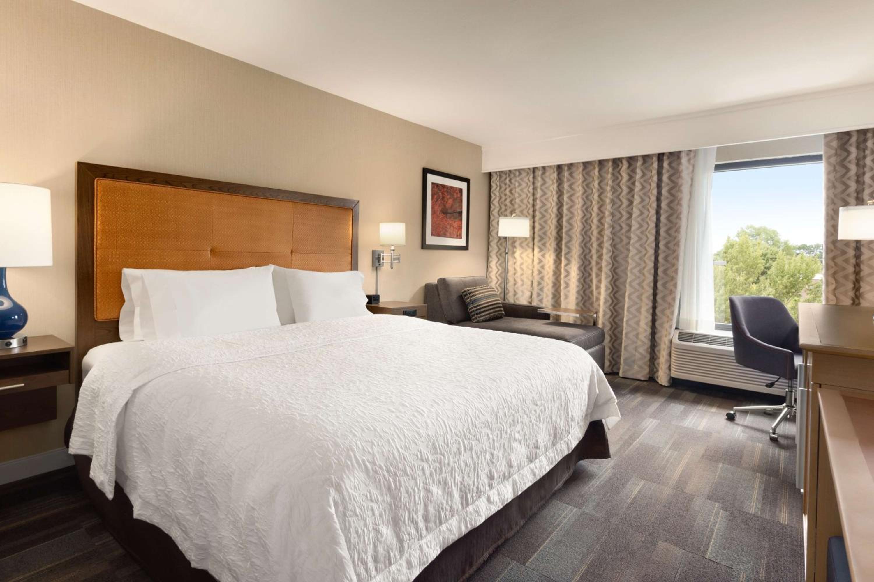 Fort Smith Vacations - Hampton Inn by Hilton Fort Smith - Property Image 9