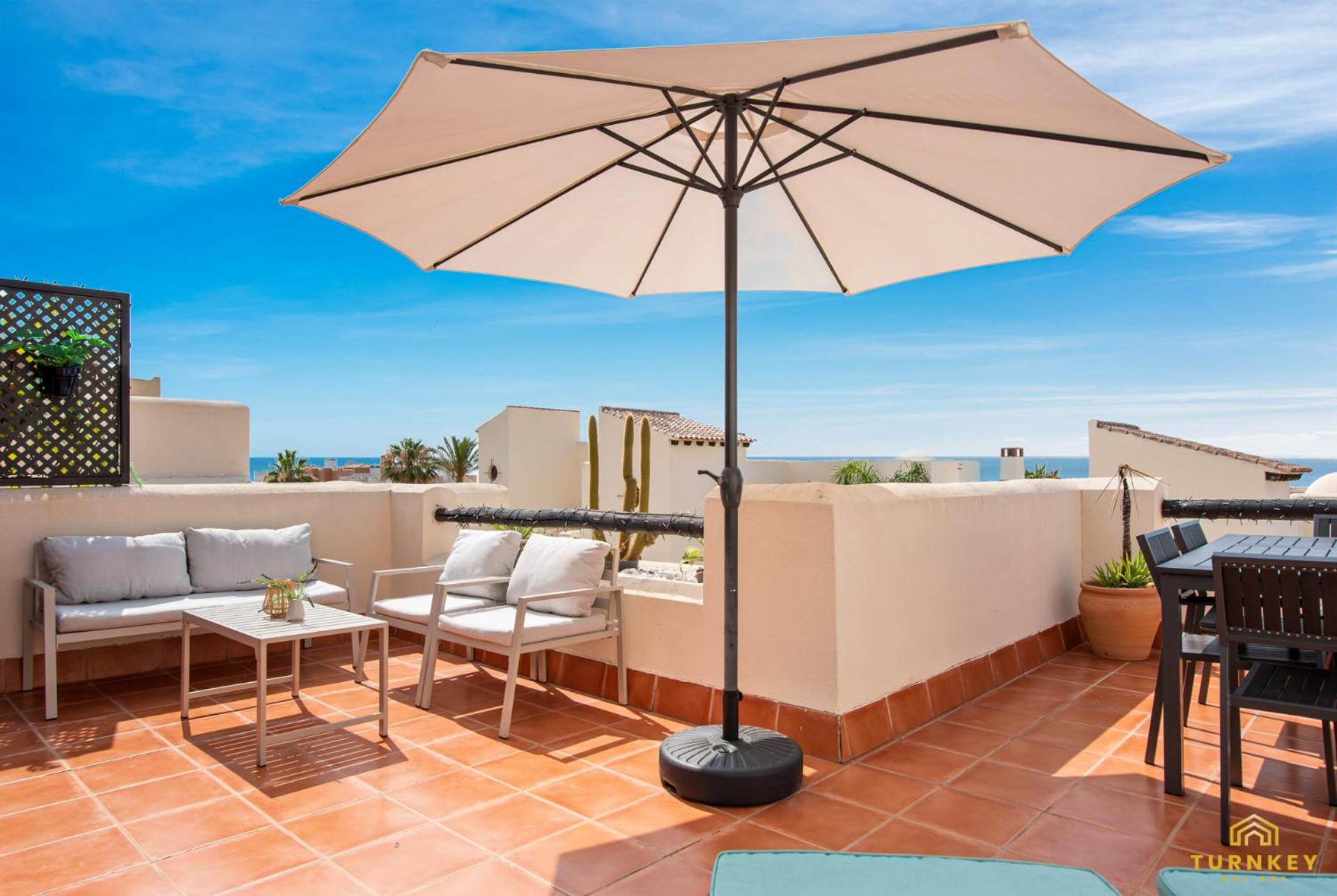 Beautiful penthouse in Casares with rooftop terrace and seaview