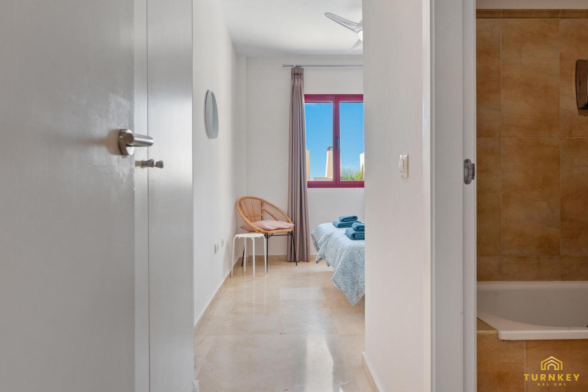 Beautiful penthouse in Casares with rooftop terrace and seaview