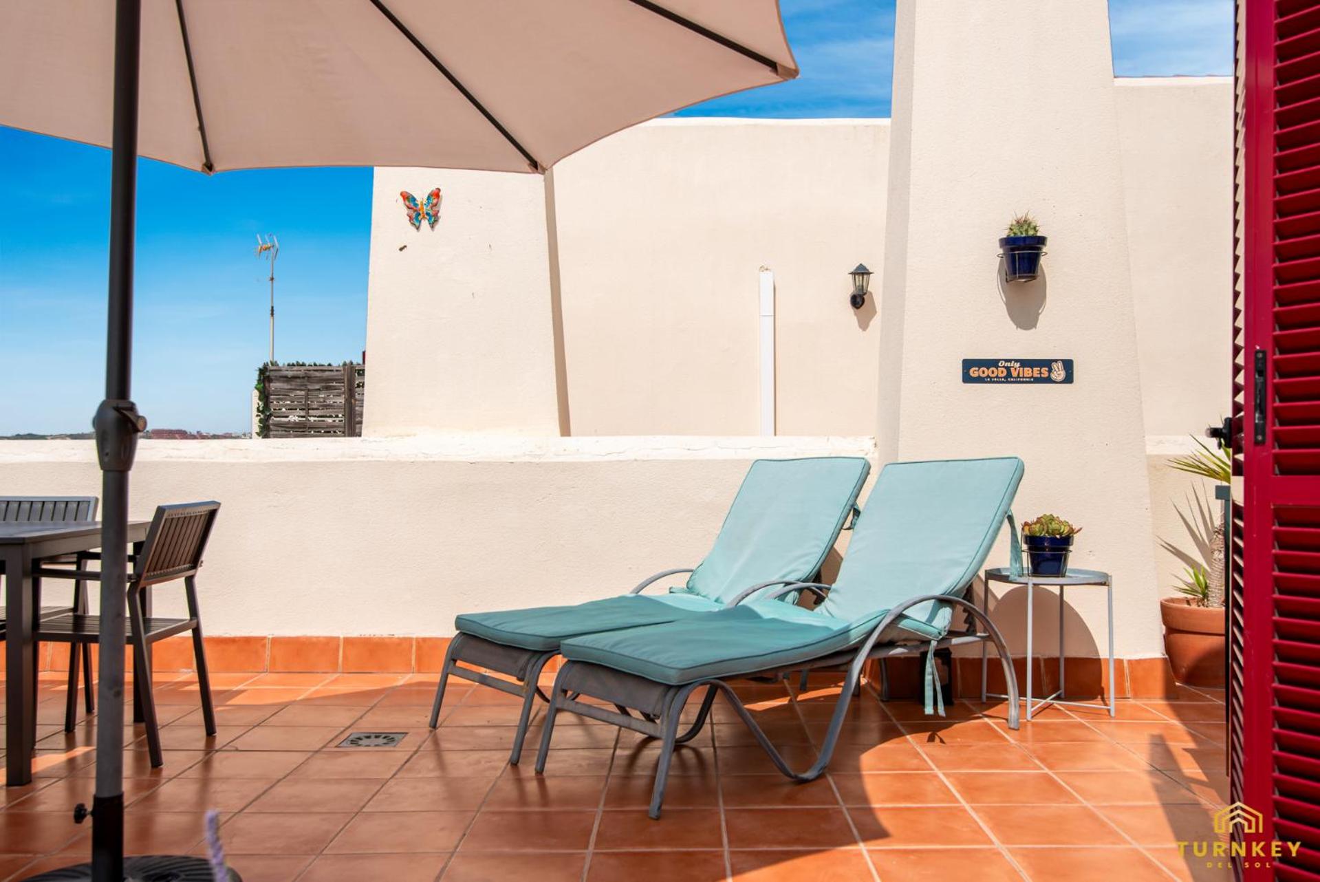 Beautiful penthouse in Casares with rooftop terrace and seaview