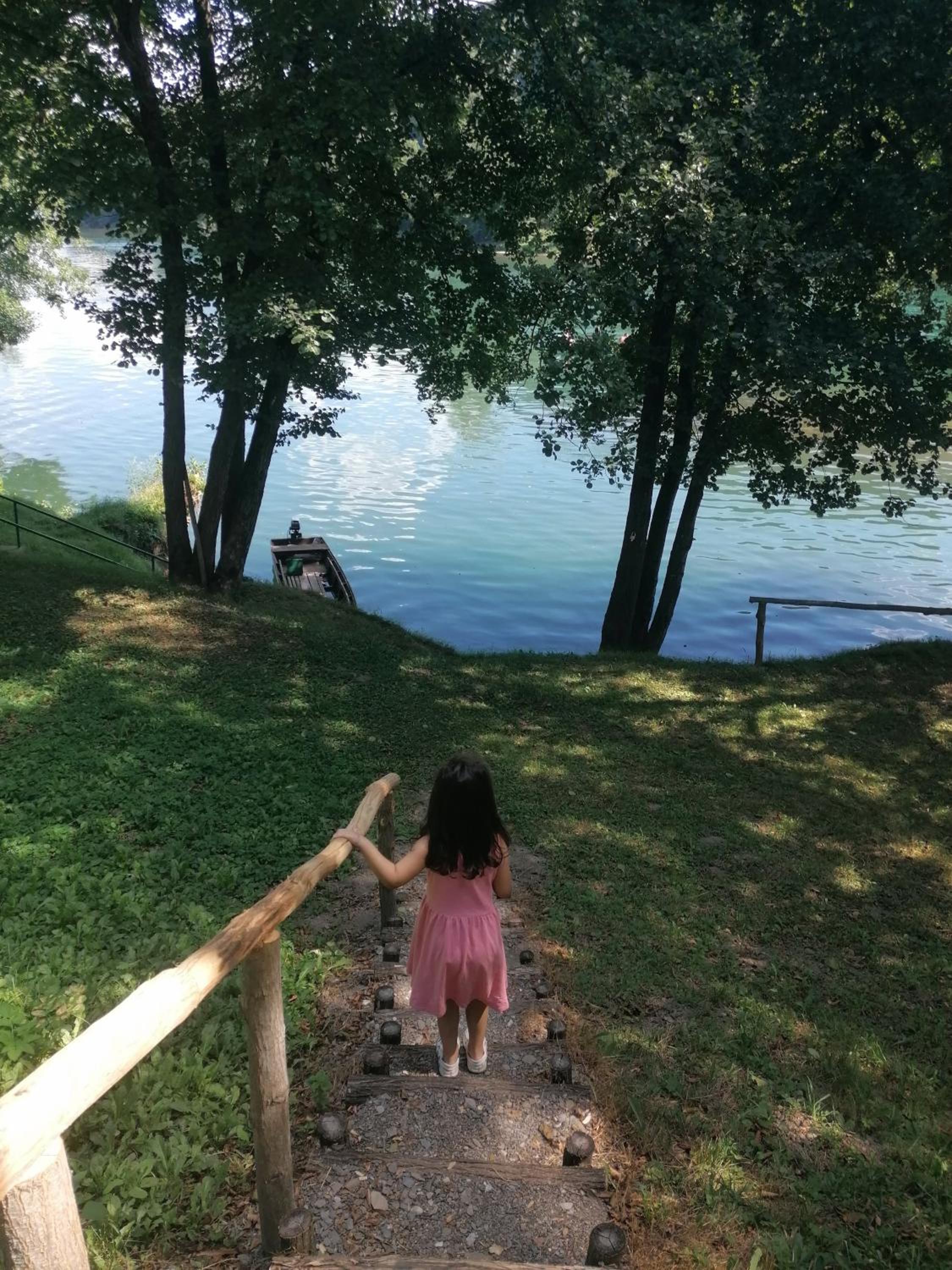 Vikendica na Drini DRINSKI ODMOR