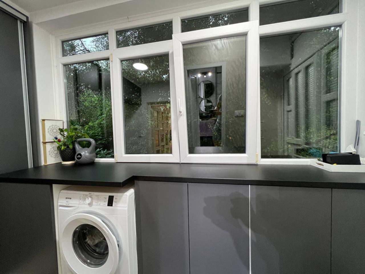 Apartmani Komatina Đenovići 3 LUX view 4