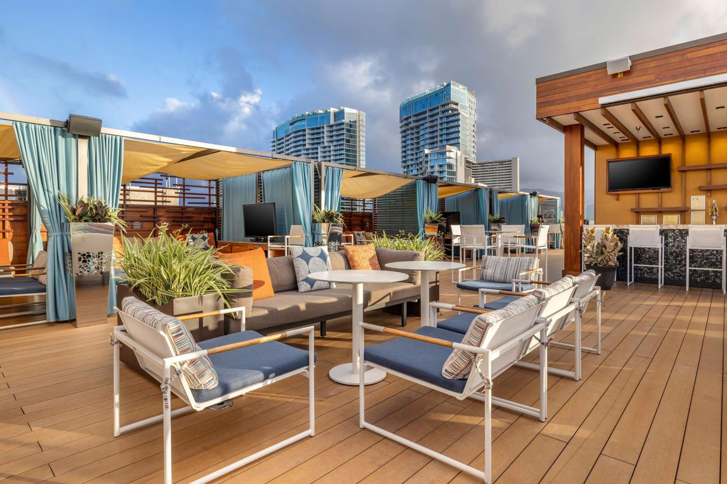 Hilton Grand Vacations Club Hokulani Waikiki Honolulu
