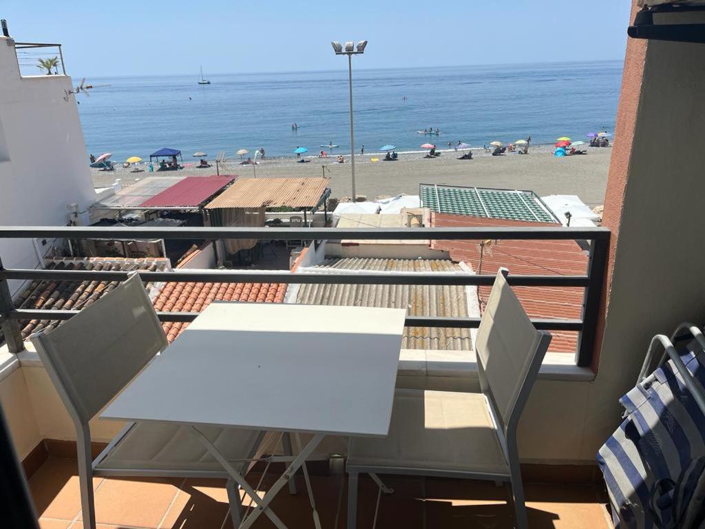Apartamento Moderno en primera linea de playa con terraza y vistas al mar- Caleta del Puerto - main view