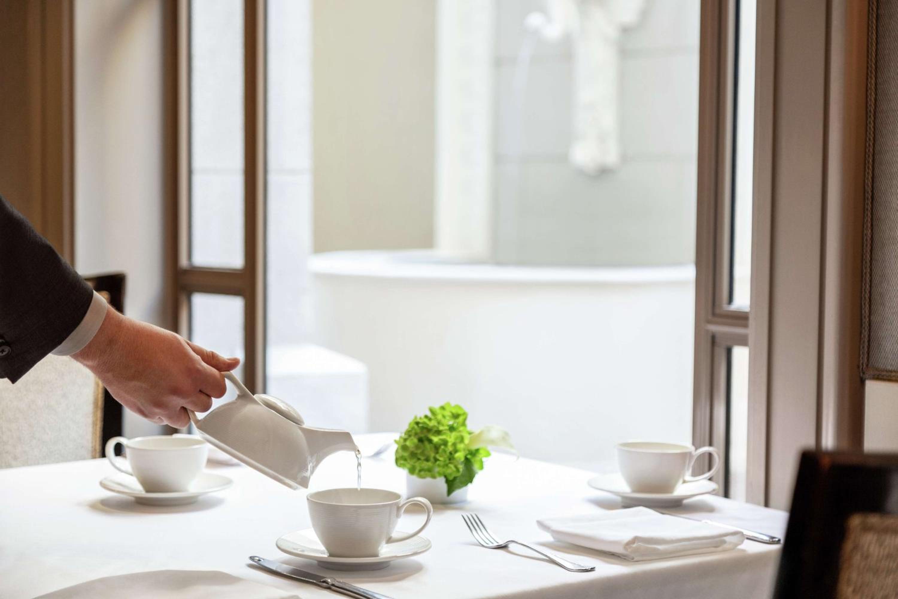 Hilton Checkers Los Angeles 3