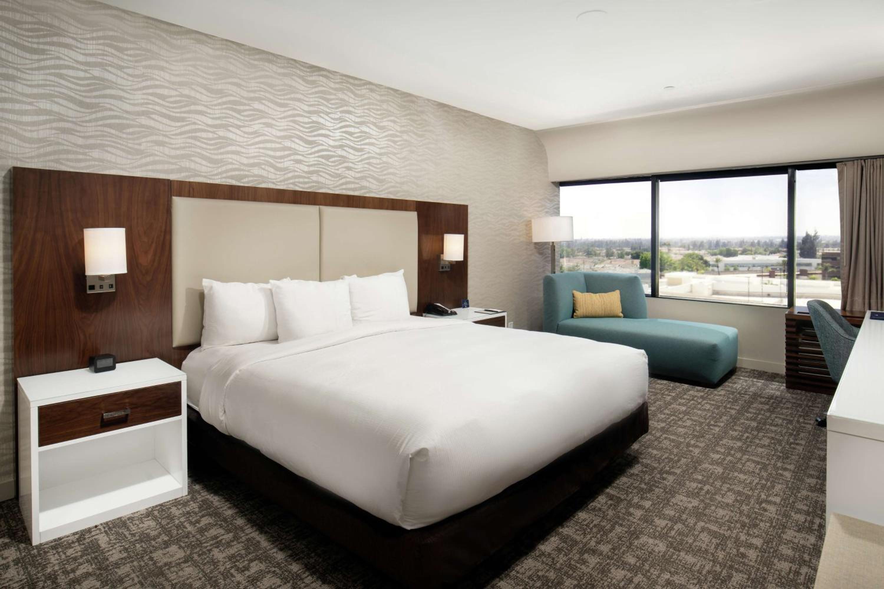 DoubleTree by Hilton Monrovia - Pasadena Area - Property Image 4