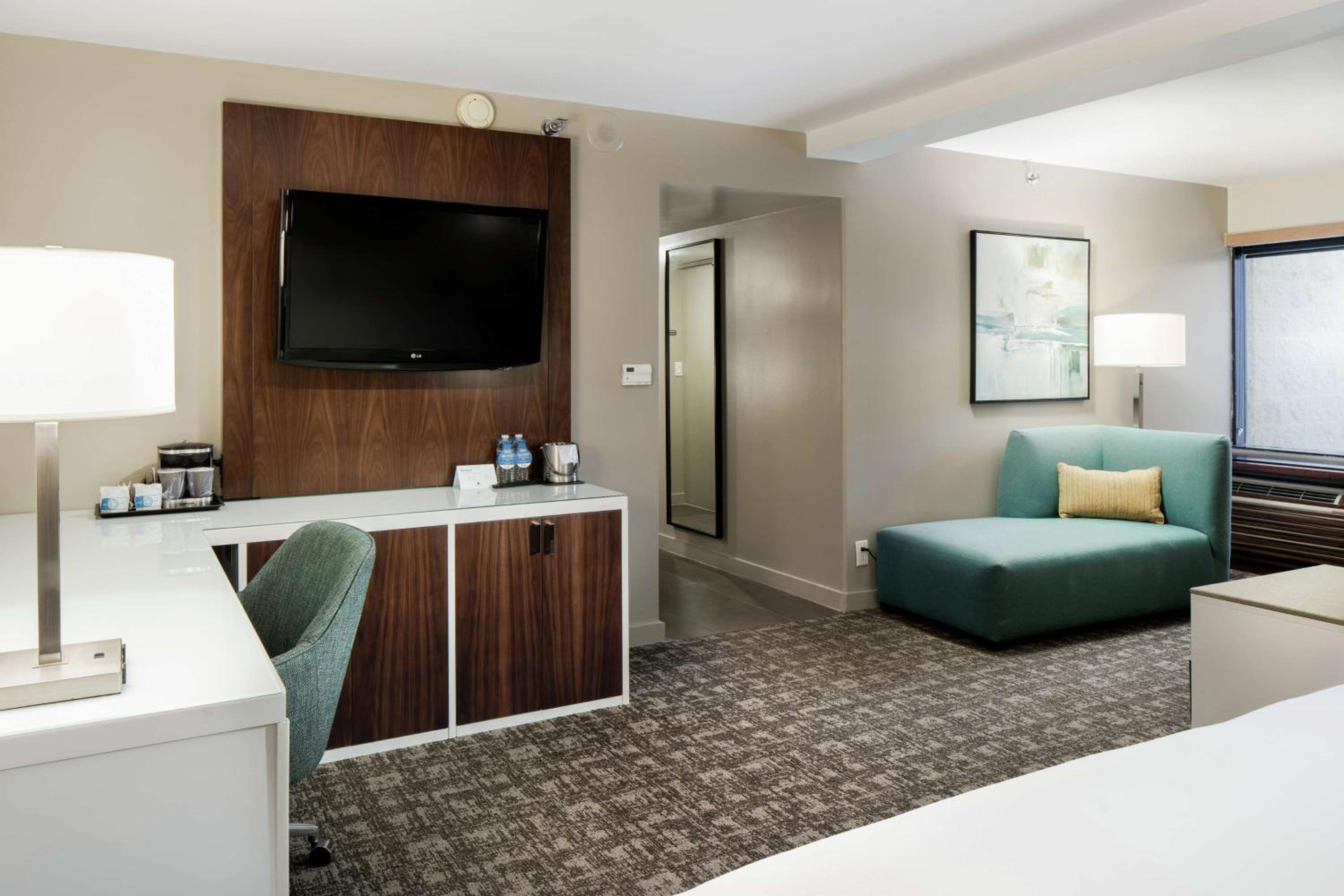 DoubleTree by Hilton Monrovia - Pasadena Area - Property Image 28