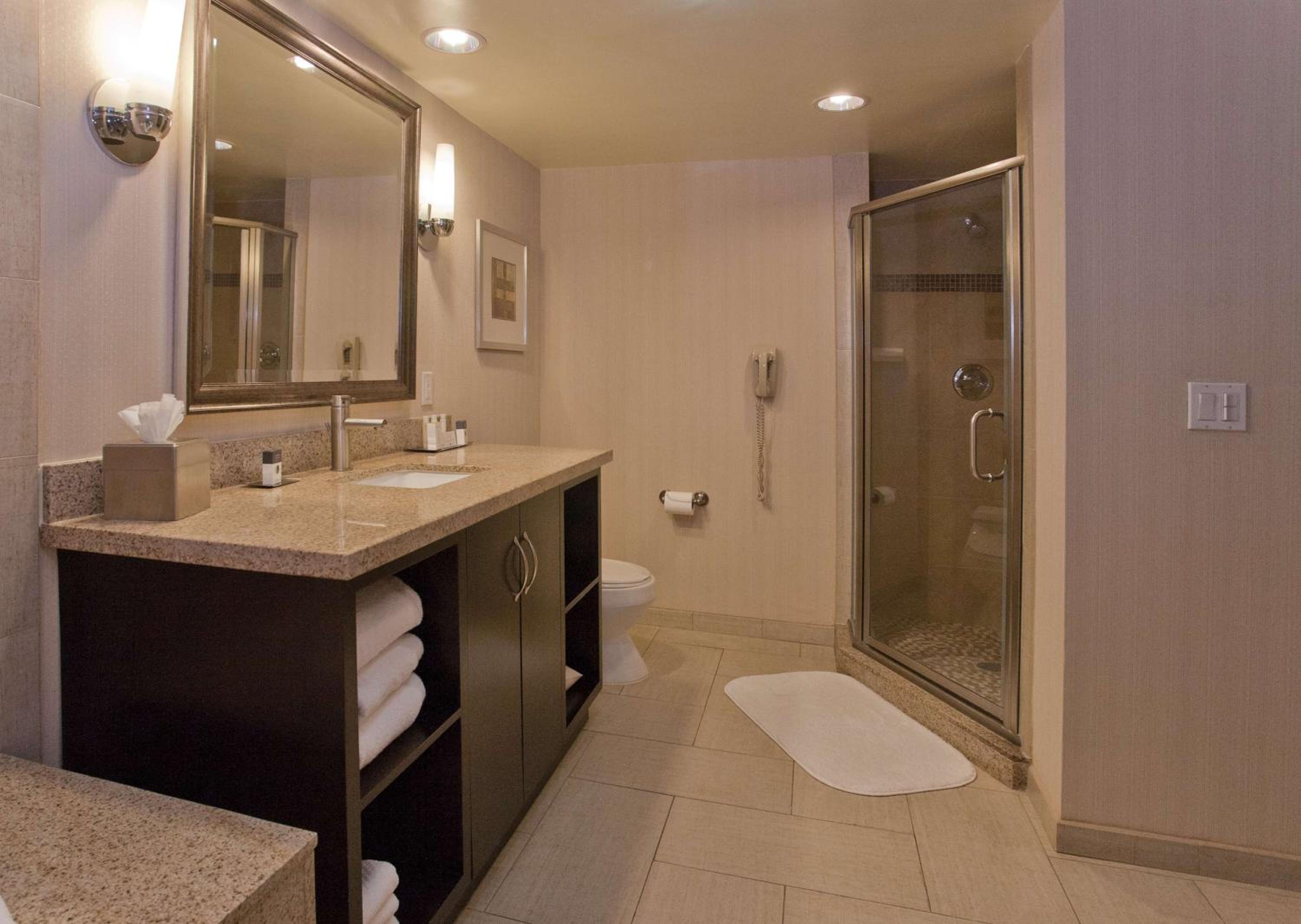 Rosemead Vacations - DoubleTree by Hilton Rosemead - Property Image 21