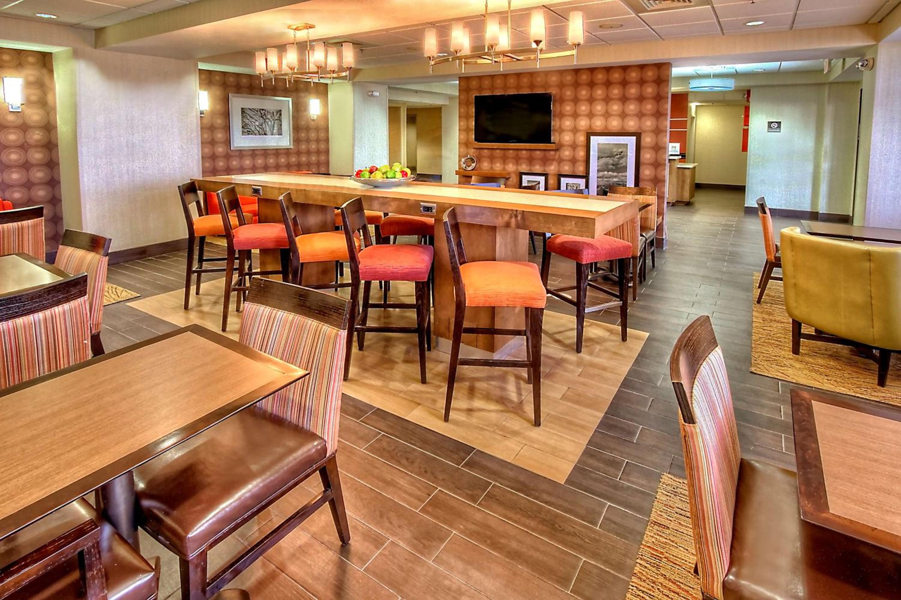 Baymont by Wyndham Midland TX view 3