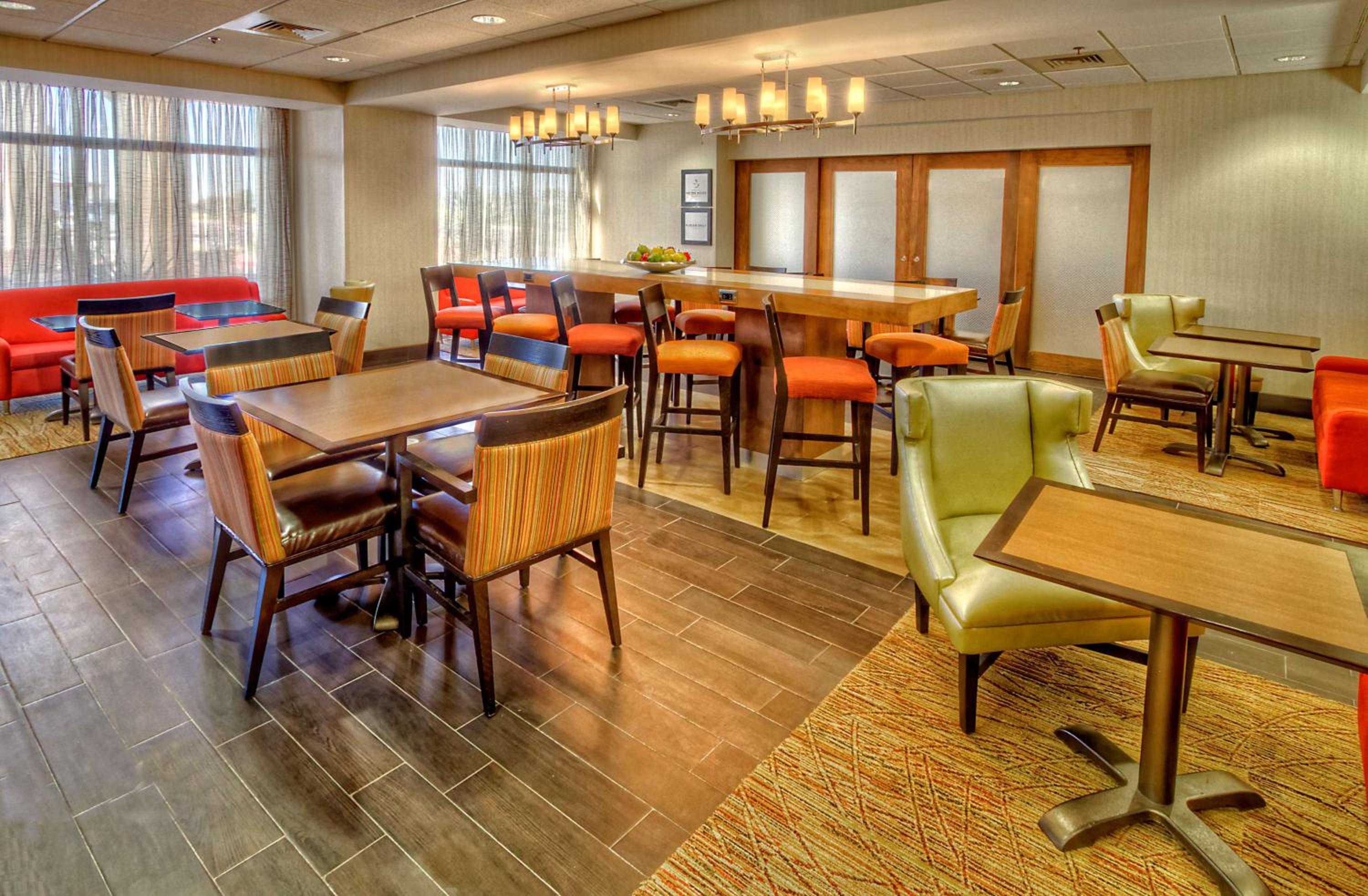 Baymont by Wyndham Midland TX view 5