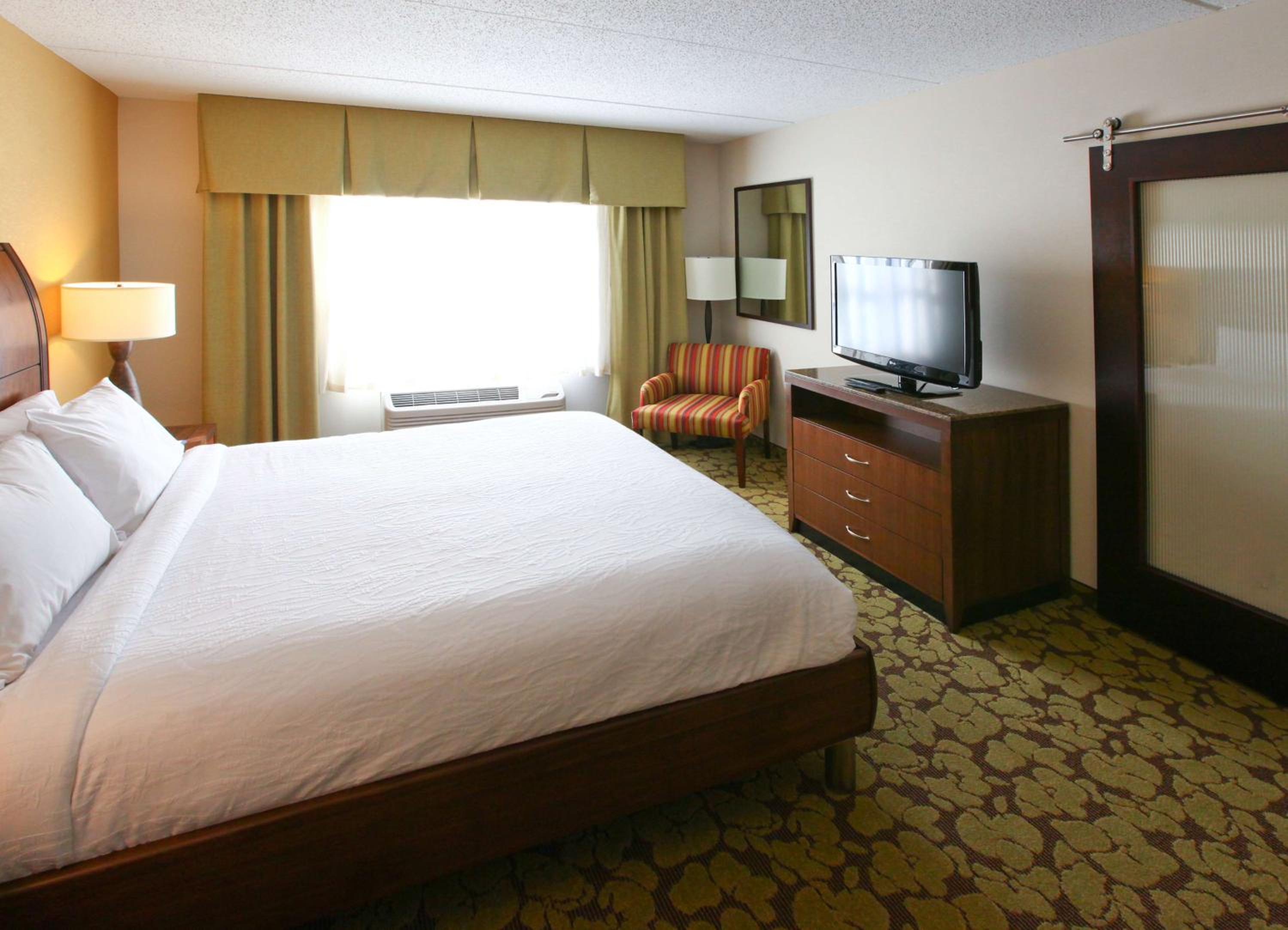 Hilton Garden Inn Olathe - Property Image 11