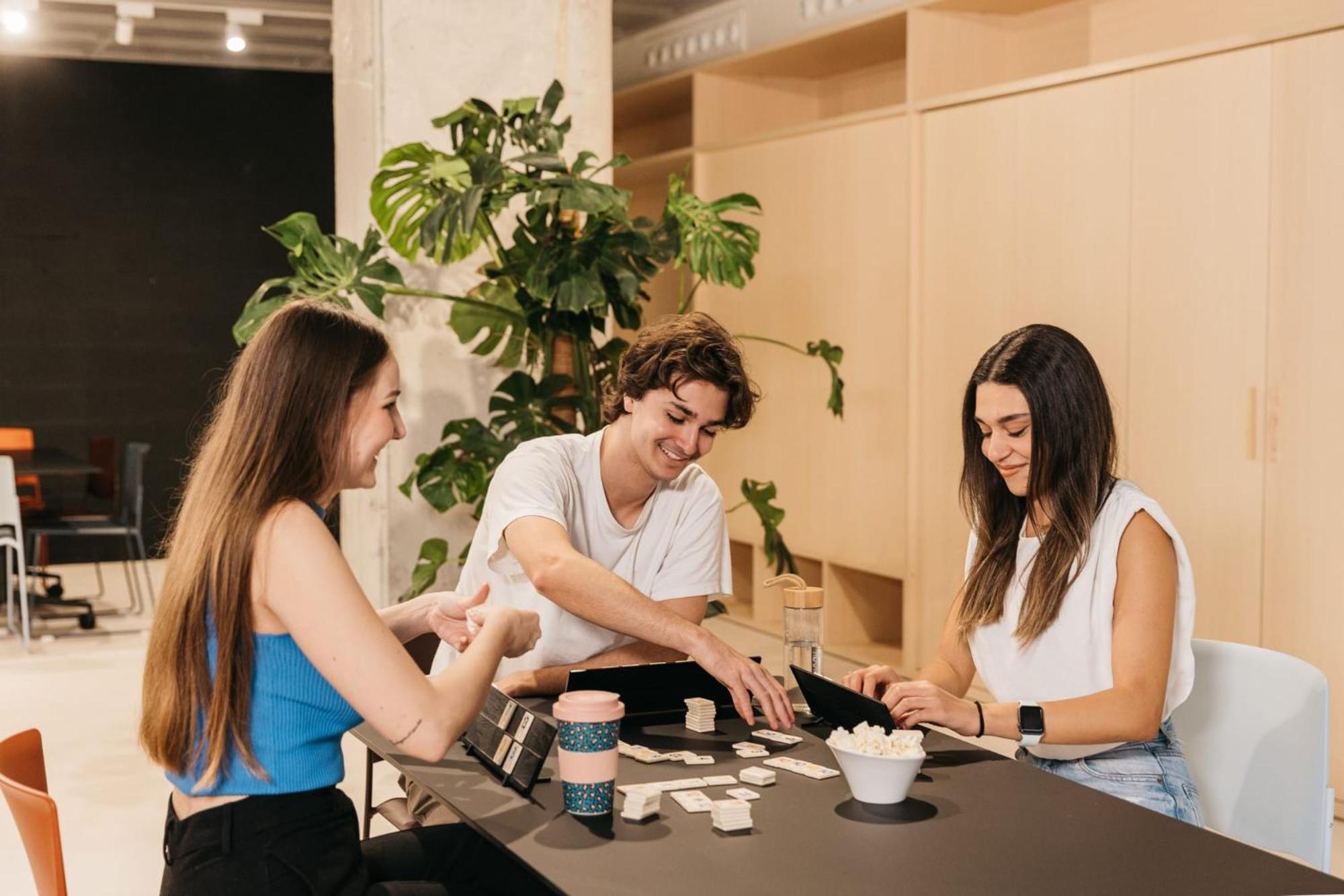 For Students Studying in Barcelona Only - Stunning Spacious Studios and Private Rooms at Pallars Student Accommodation