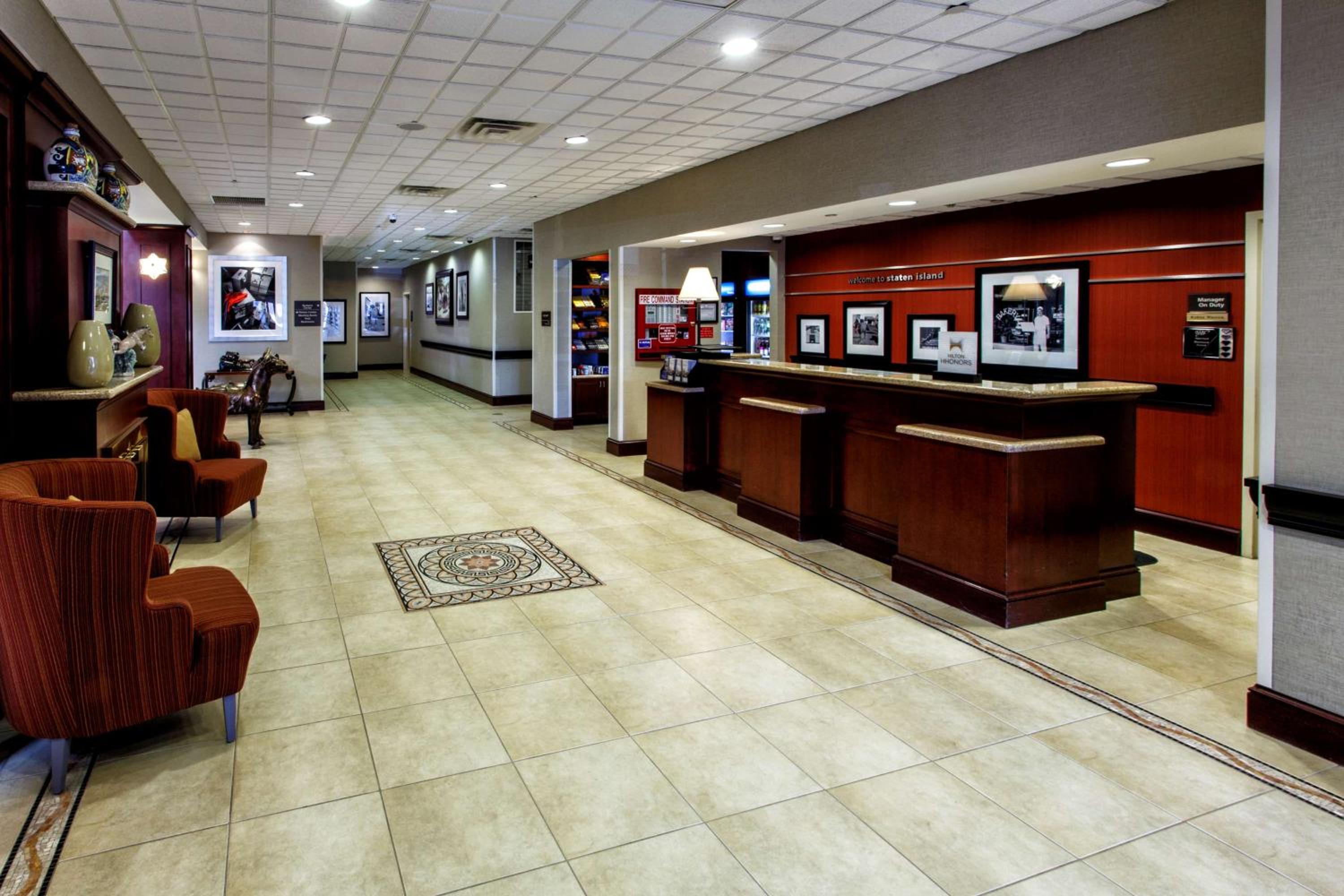 New York City Vacations - Hampton Inn  Suites Staten Island - Property Image 2