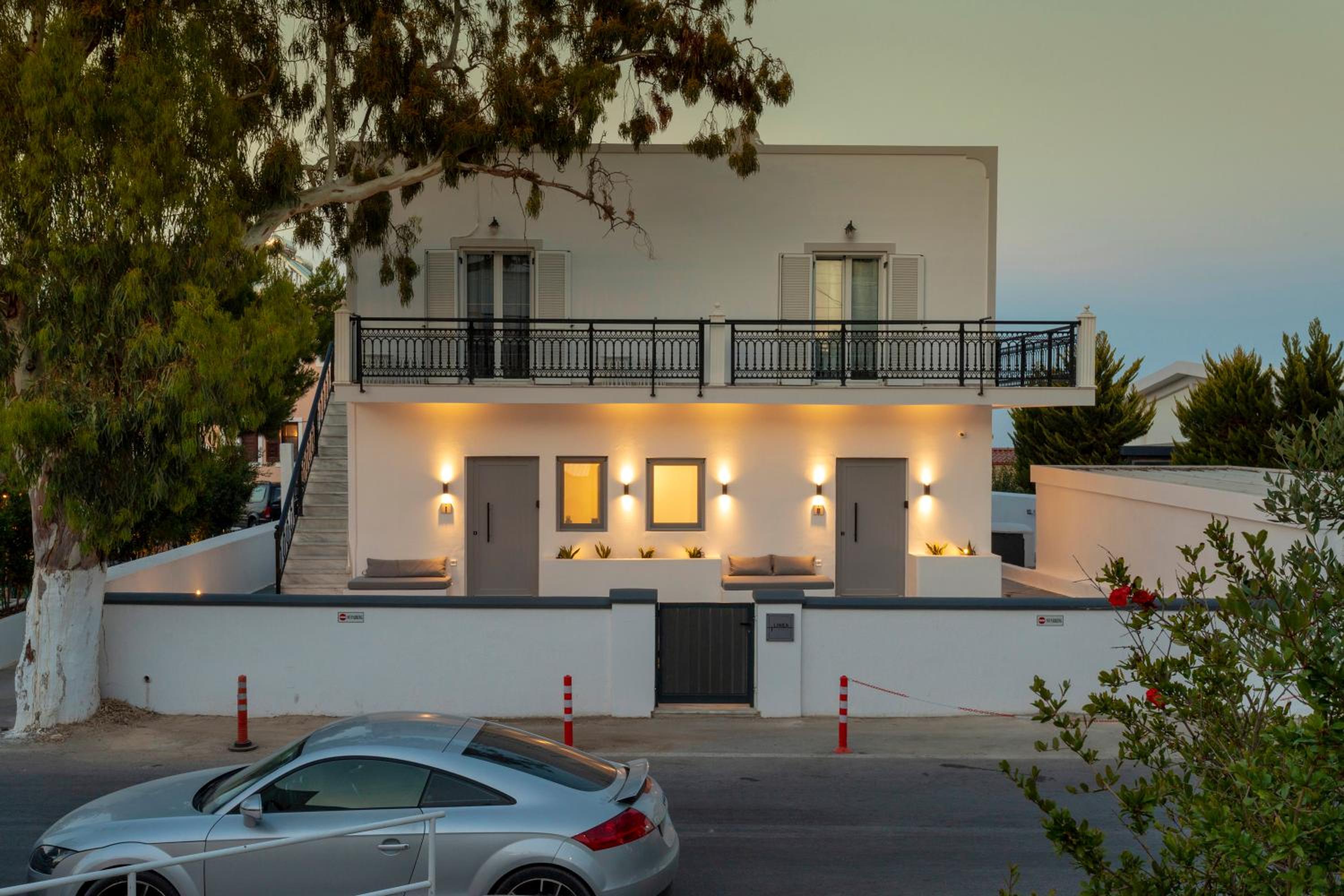 Linea Luxury Suites view 5