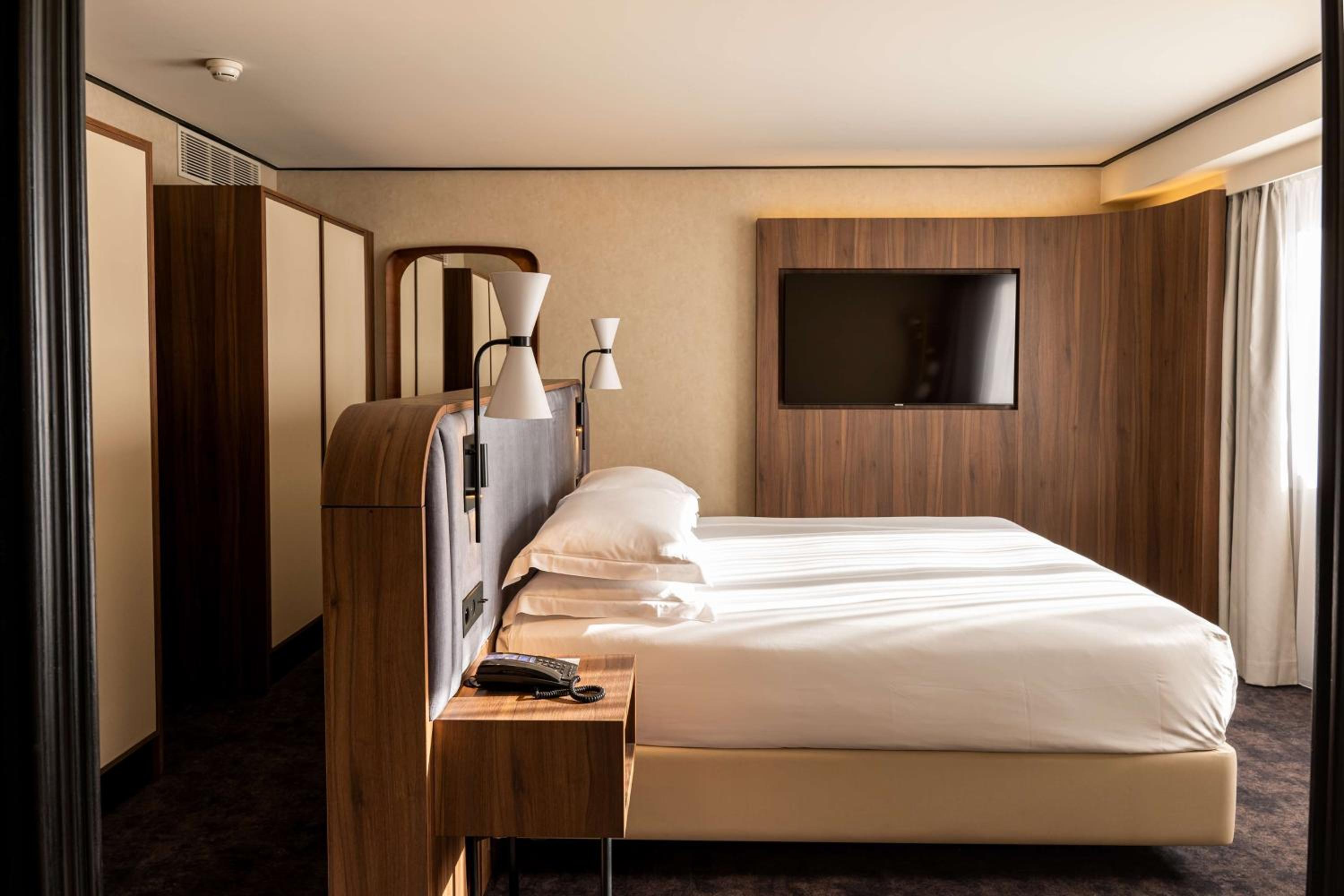 Puteaux Vacations - Hilton Paris La Defense - Property Image 6