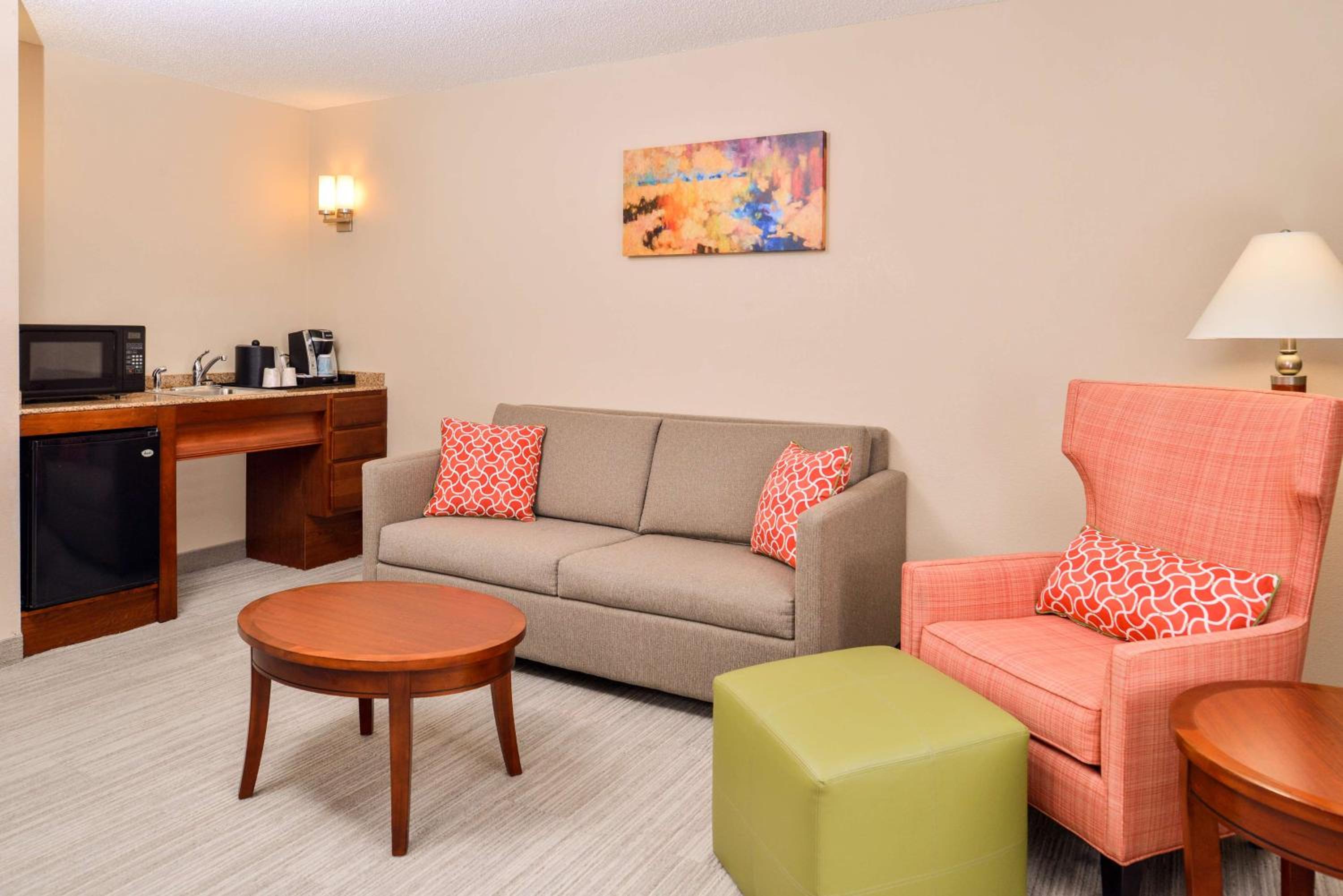 Dover Vacations - Hilton Garden Inn Dover - Property Image 11