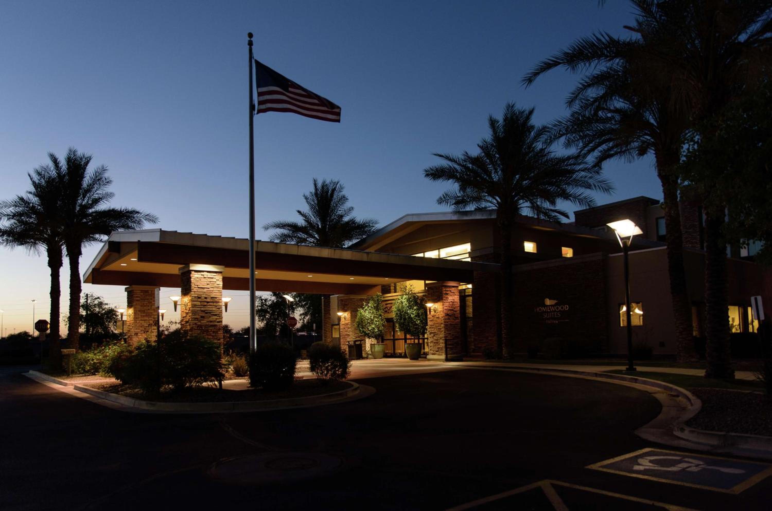 Phoenix Vacations - Homewood Suites by Hilton Phoenix Chandler Fashion Center - Property Image 1