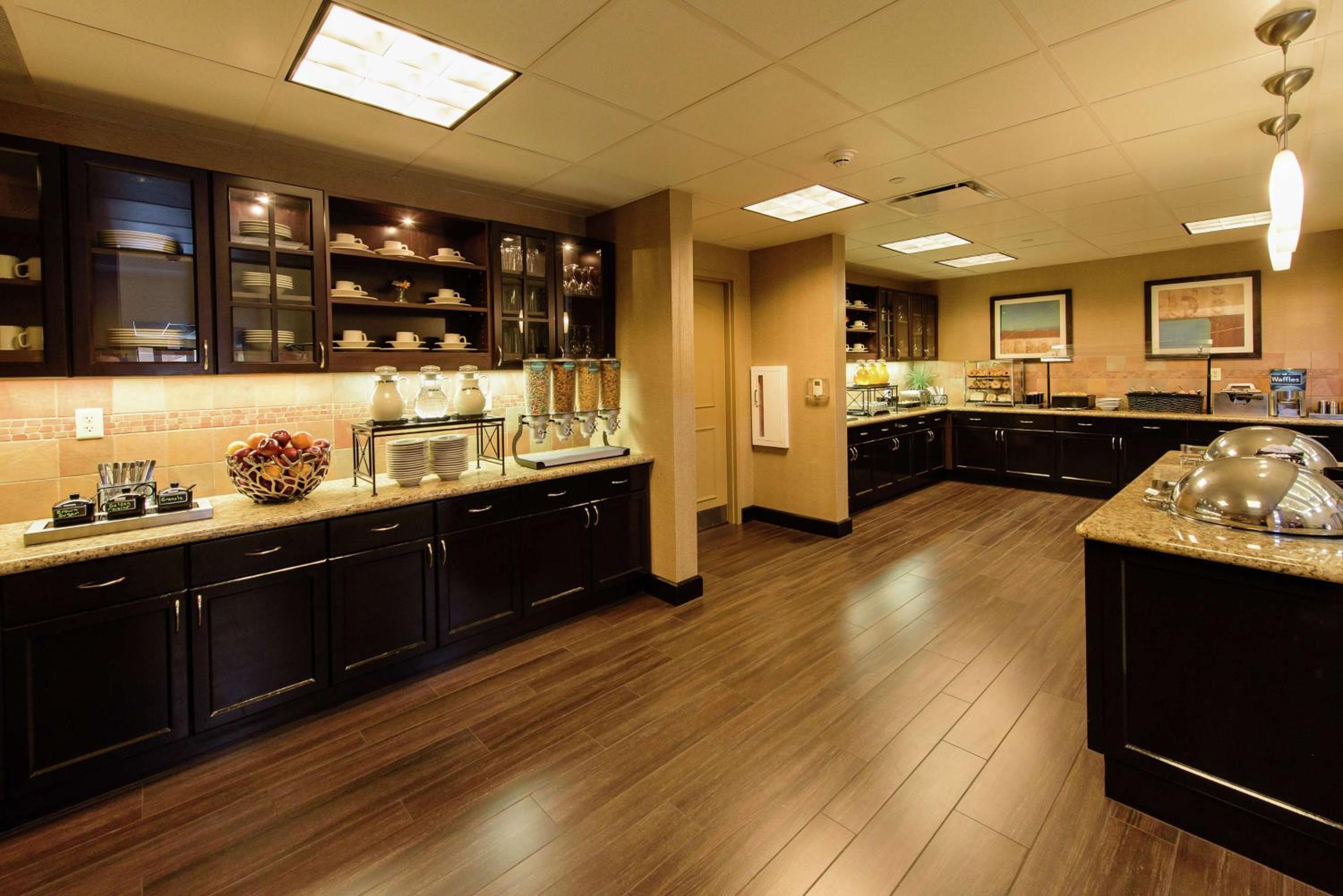 Homewood Suites by Hilton Phoenix Chandler Fashion Center - Property Image 3