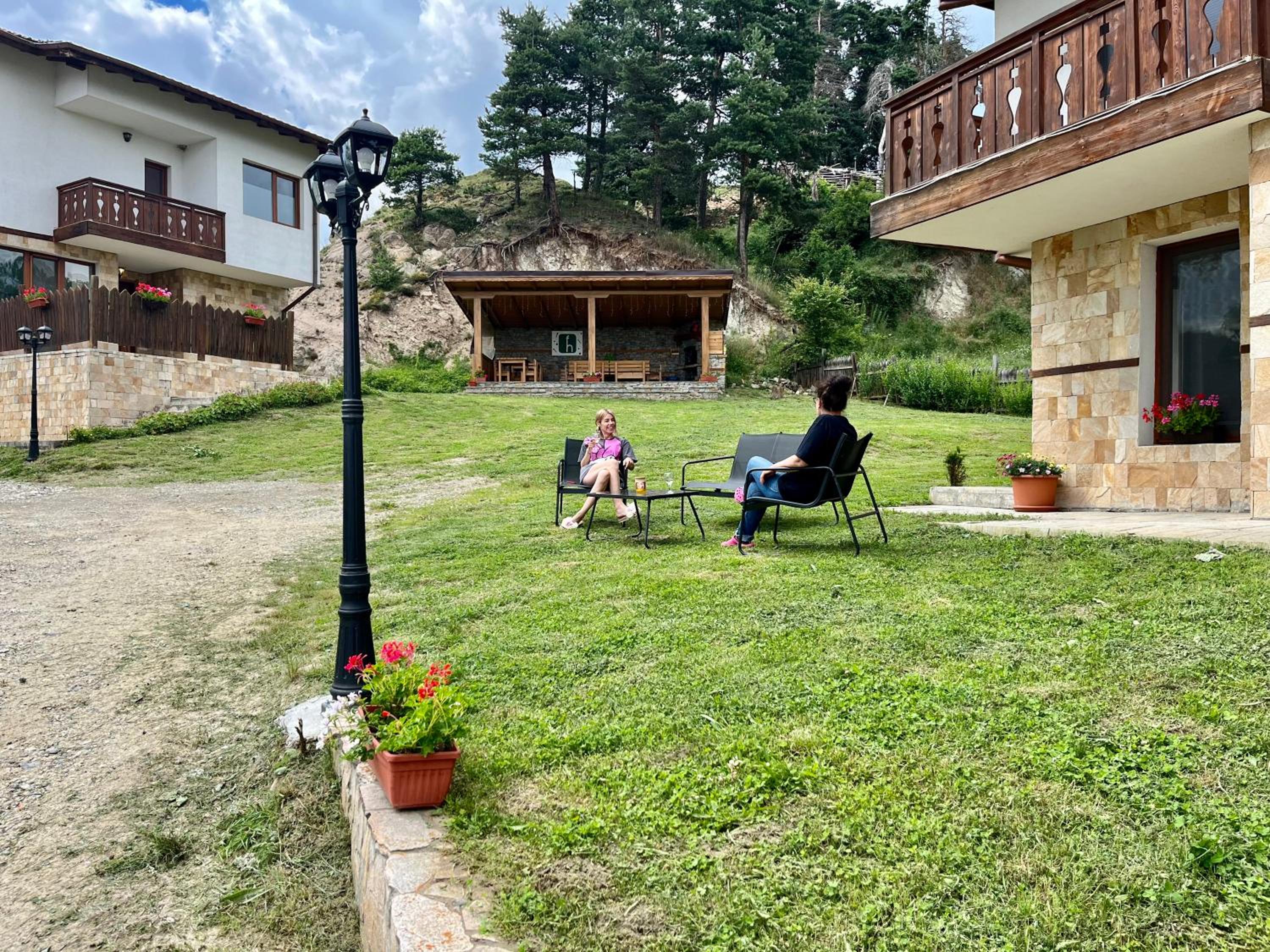 Farmhopping Village view 5
